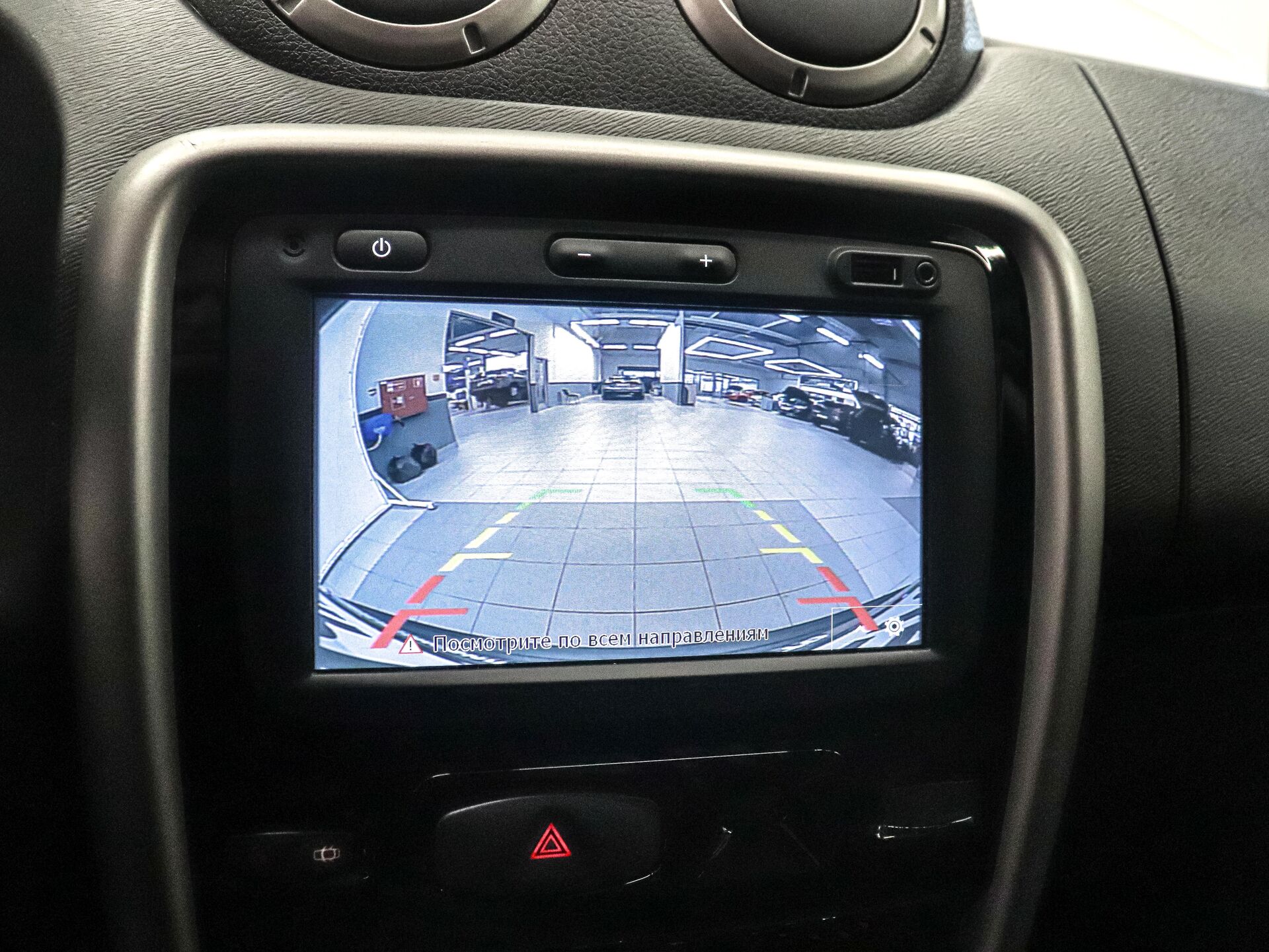 Renault Duster 2014 13