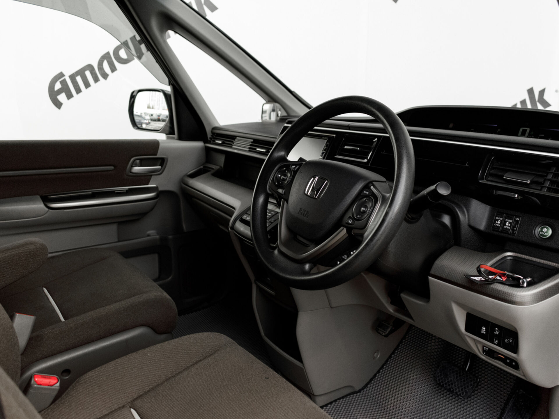 Купить Honda Stepwgn Spada 1.5 CVT (150 л.с.), 2018 в Екатеренбурге