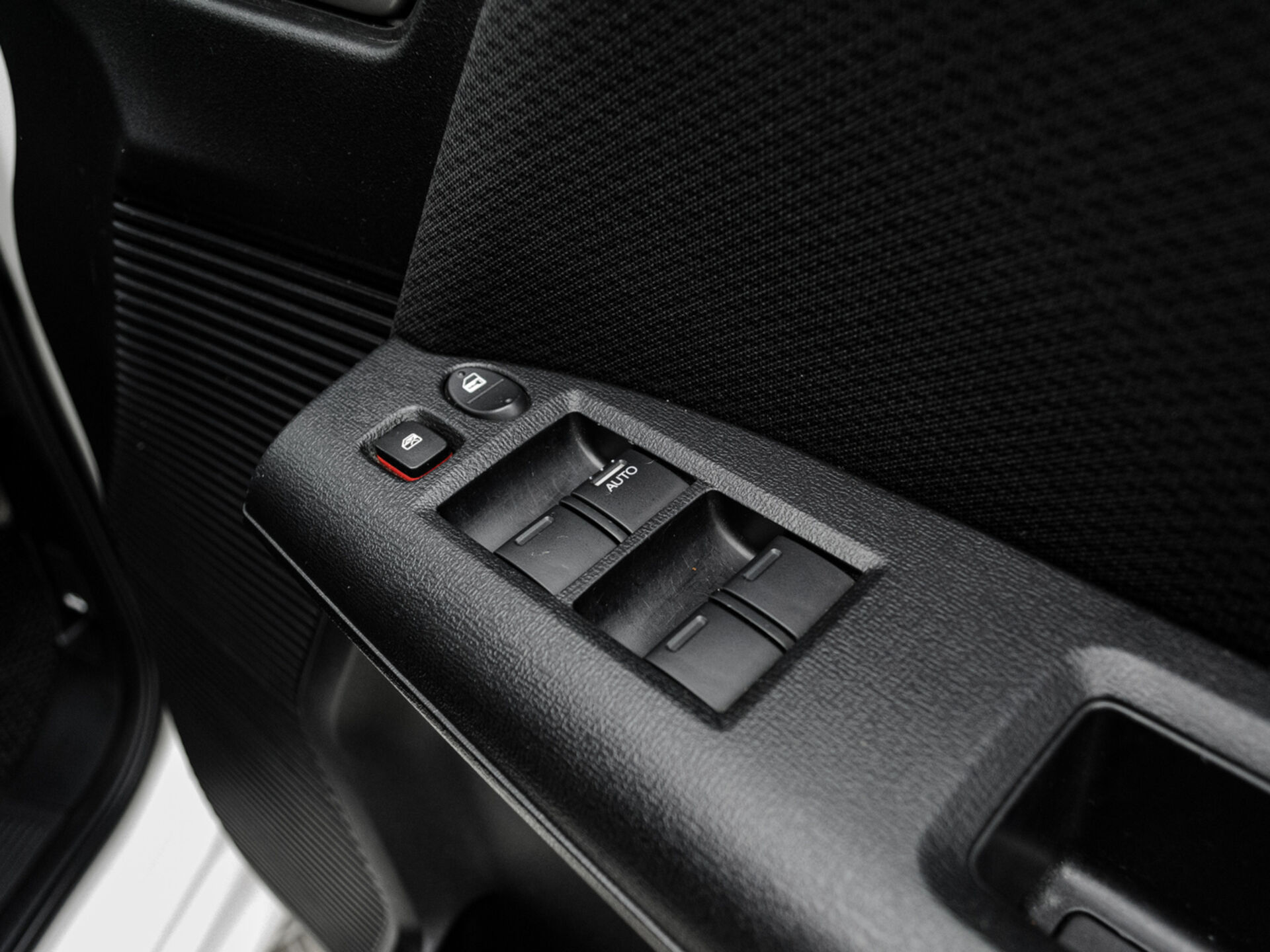 Купить Honda Freed 1.5 CVT (118 л.с.), 2012 в Екатеренбурге