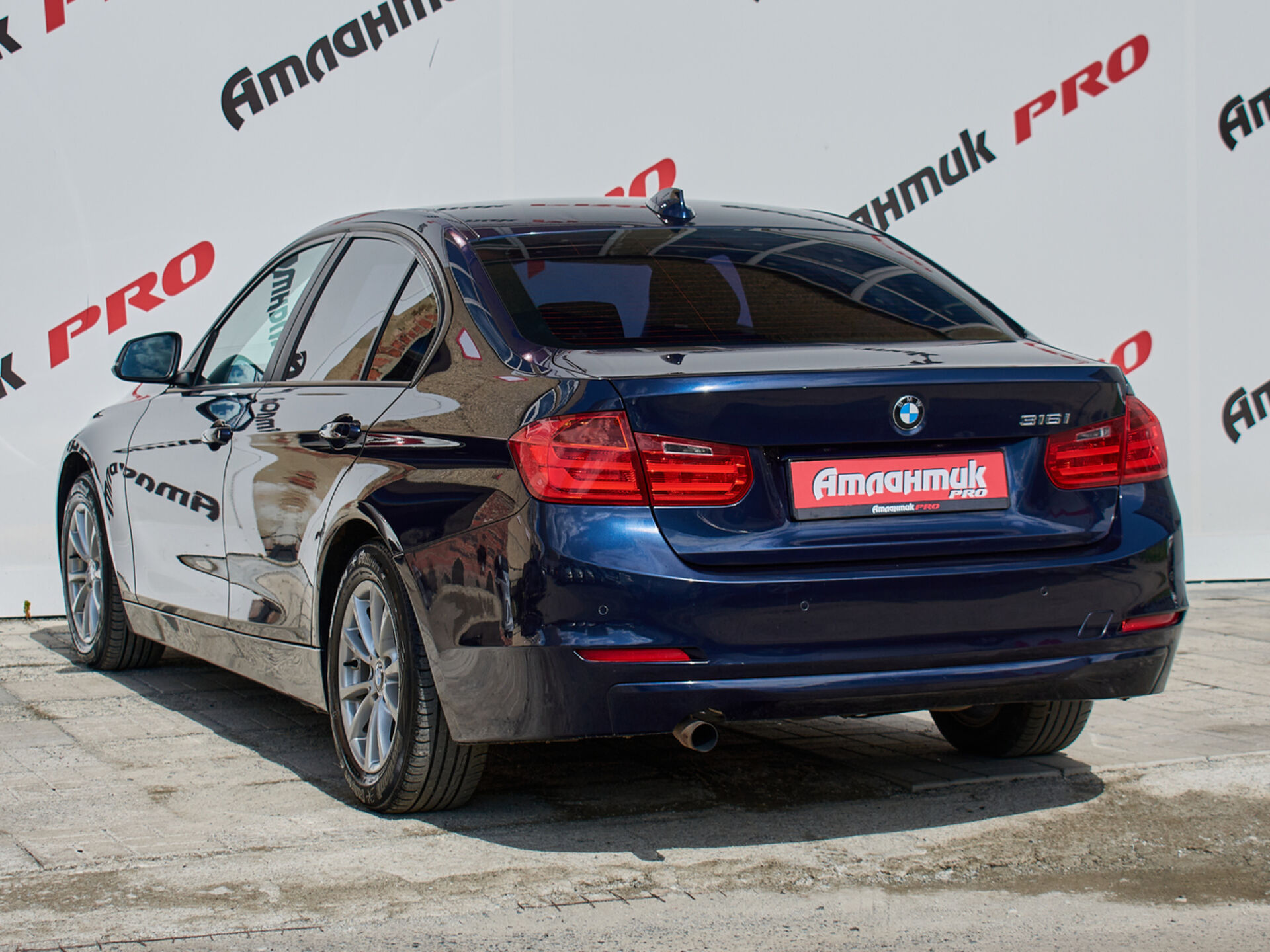 Купить BMW 3 серии 316i 1.6 AT (136 л.с.), 2014 в Екатеренбурге
