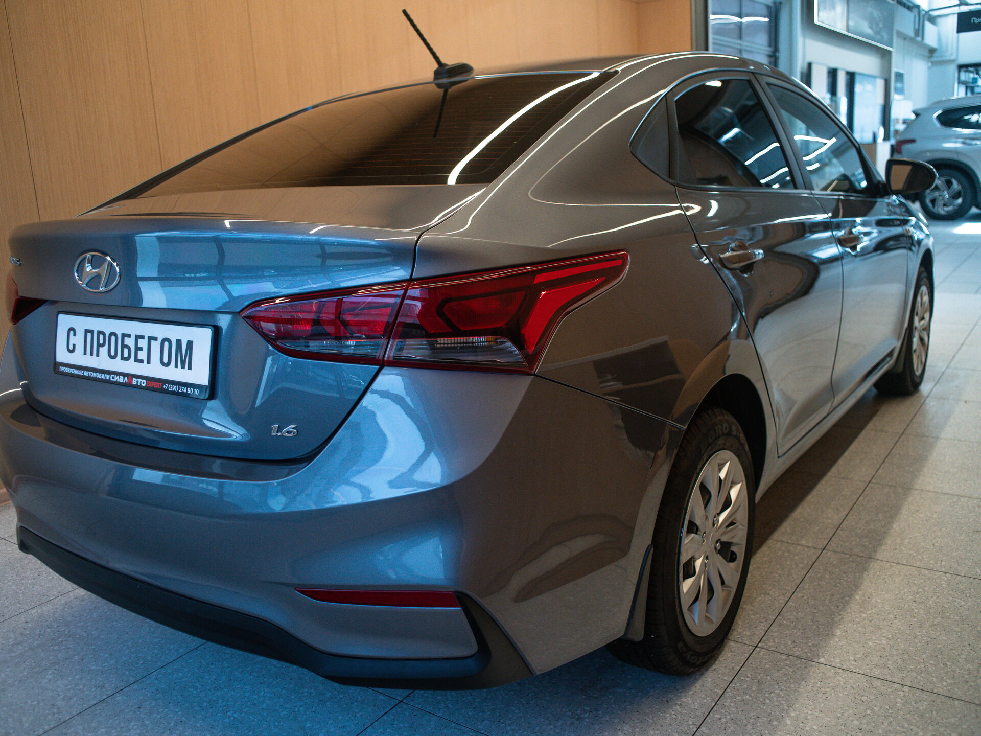 Hyundai Solaris 2017 4