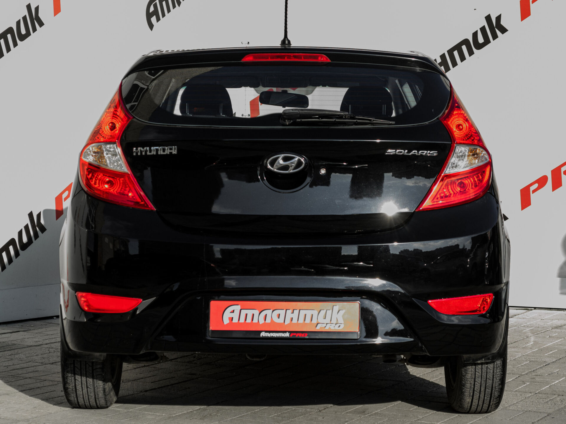 Купить Hyundai Solaris 1.6 MT (123 л.с.), 2013 в Екатеренбурге