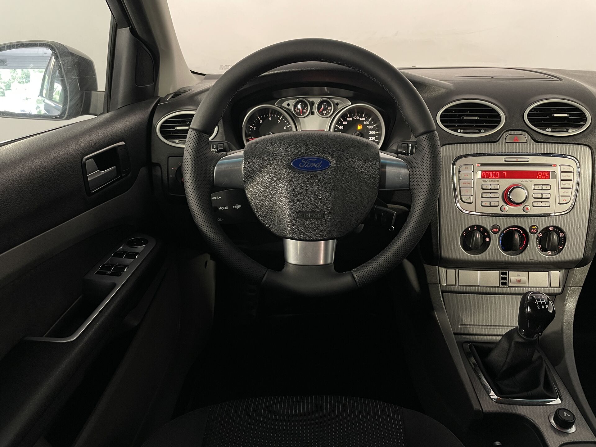 Ford Focus Ghia 2009 г.в., 251 115 км.