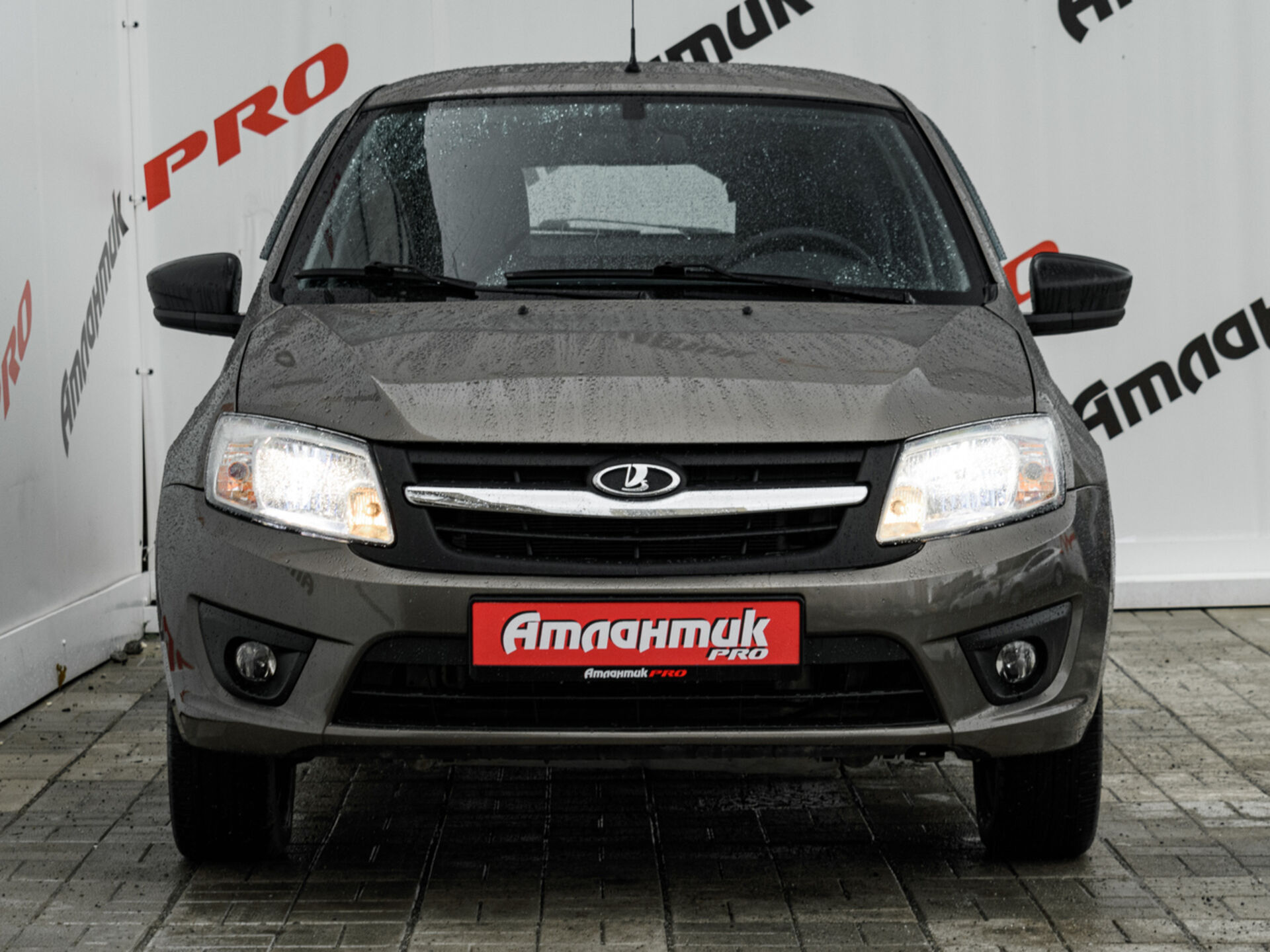 Купить Lada (ВАЗ) Granta 1.6 MT (106 л.с.), 2018 в Екатеренбурге
