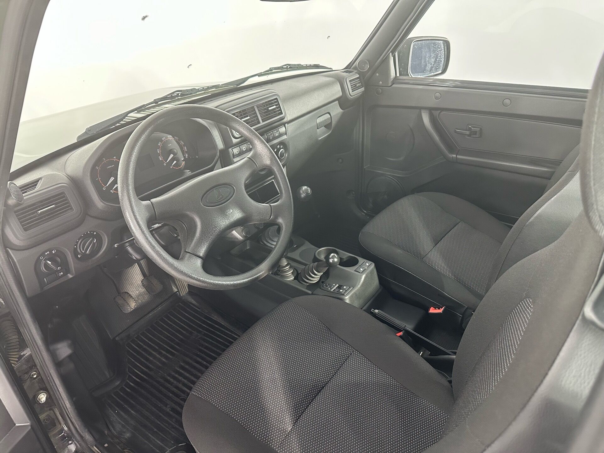 Lada 2121 (4x4) Luxe Кондиционер Камуфляж 2021 г.в., 38 482 км.