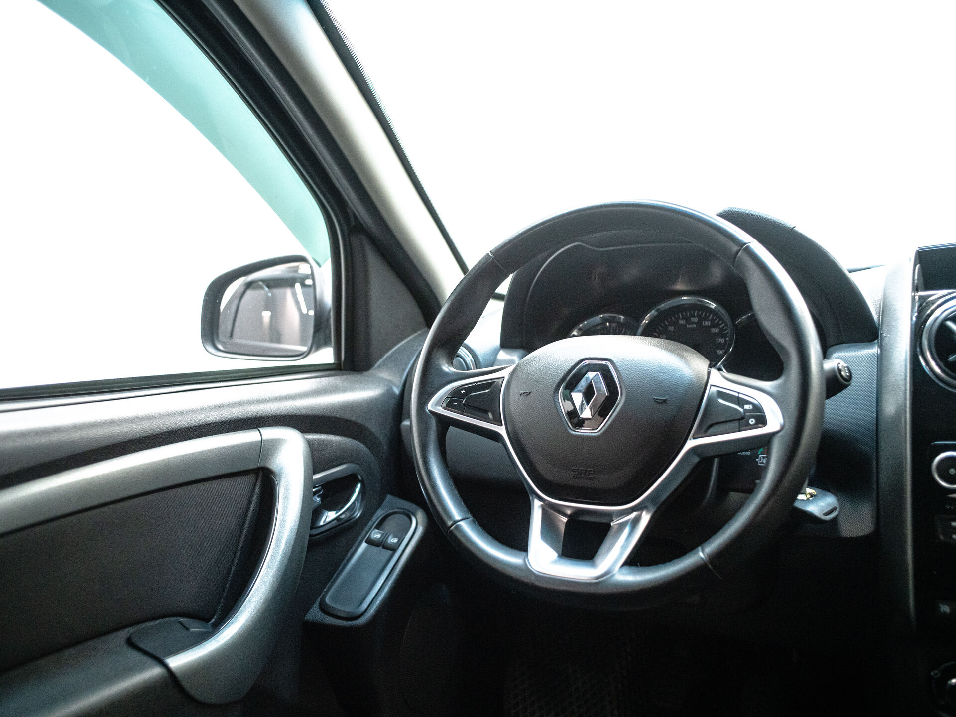 Renault Duster 2019 16