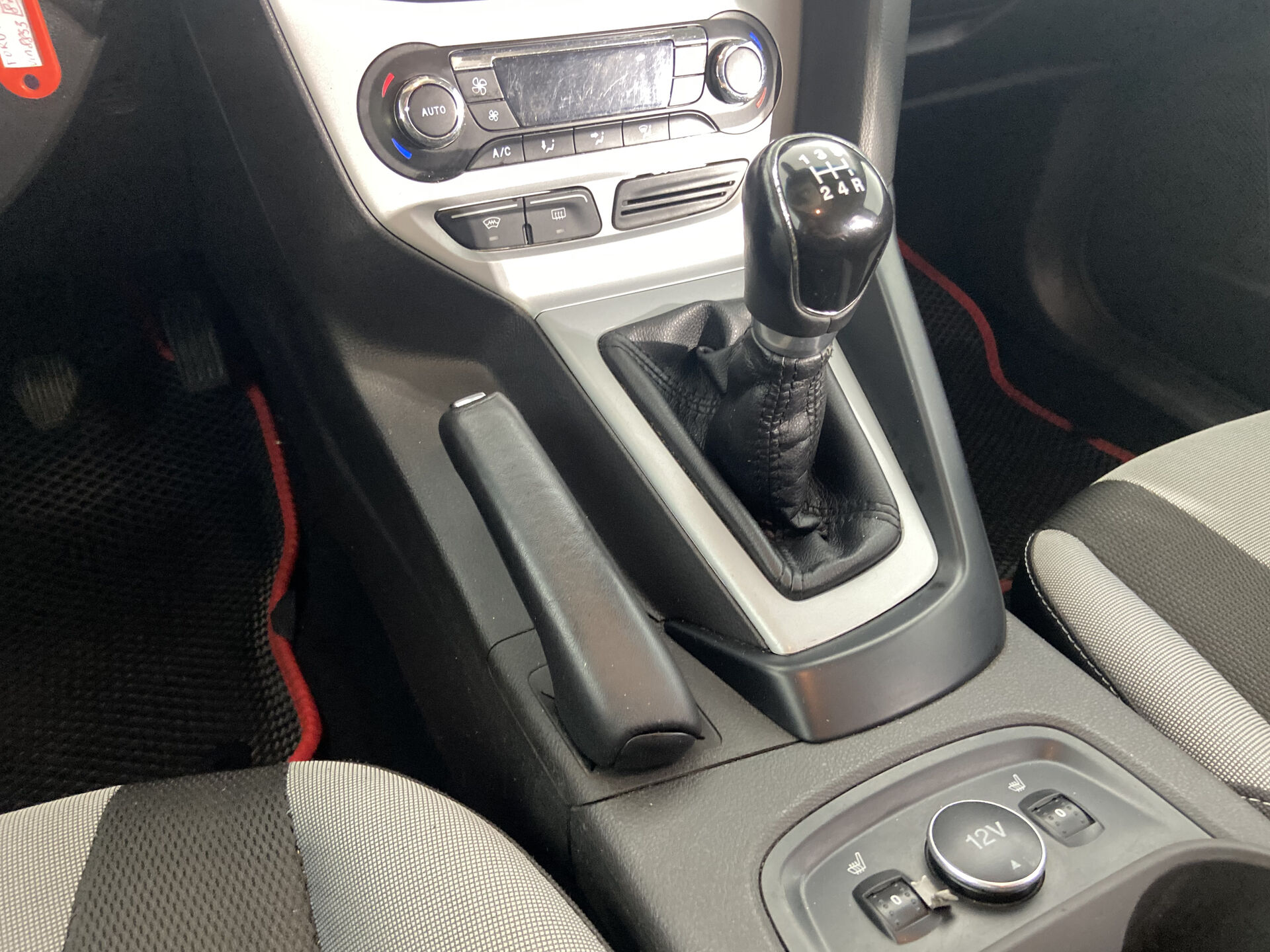 Ford Focus SYNC Edition 2013 г.в., 263 100 км.