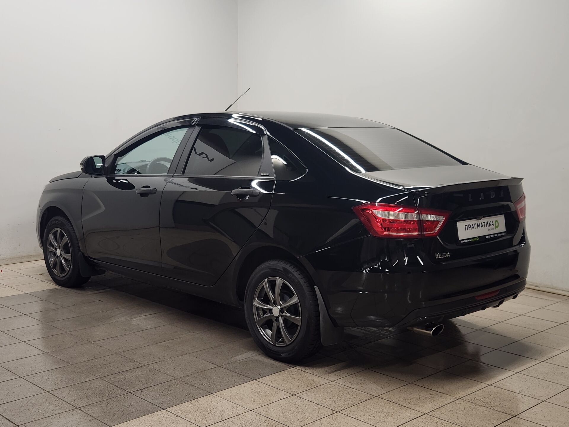 Lada Vesta None 2021 г.в., 108 325 км.