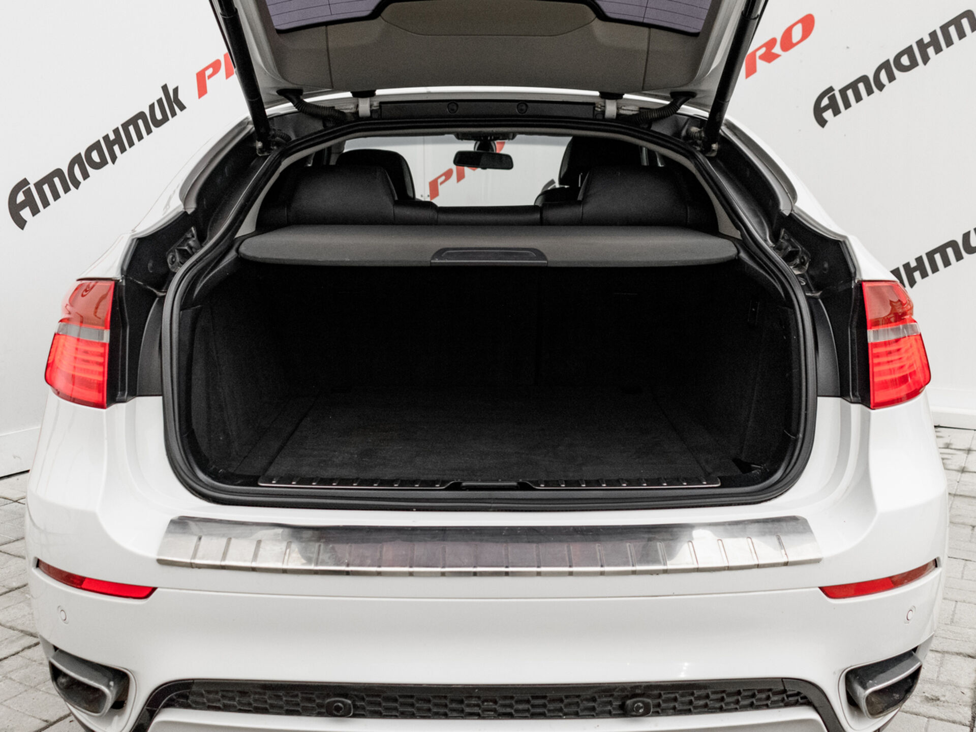 Купить BMW X6 30d 3.0d AT (245 л.с.) 4WD, 2010 в Екатеренбурге