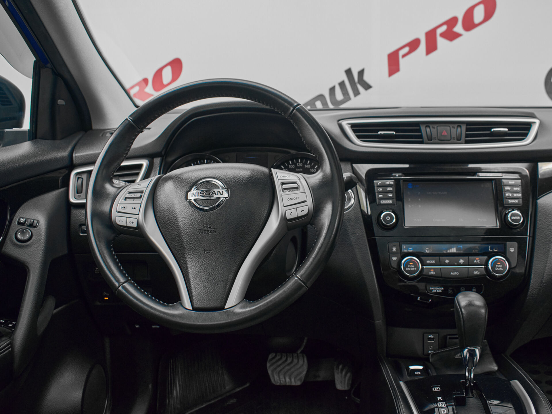 Купить Nissan Qashqai 2.0 CVT (144 л.с.) 4WD, 2016 в Екатеренбурге