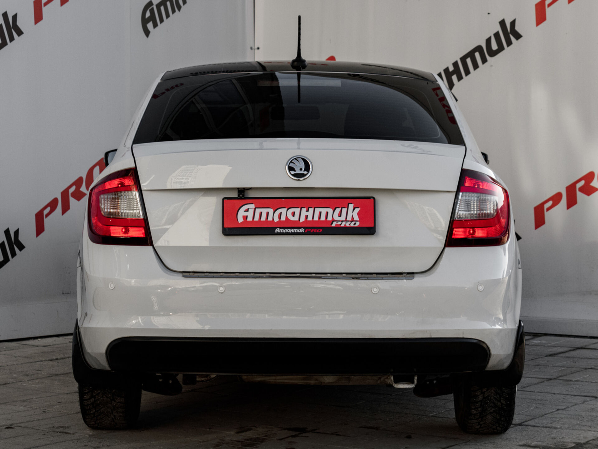 Купить Skoda Rapid 1.6 AT (110 л.с.), 2017 в Екатеренбурге