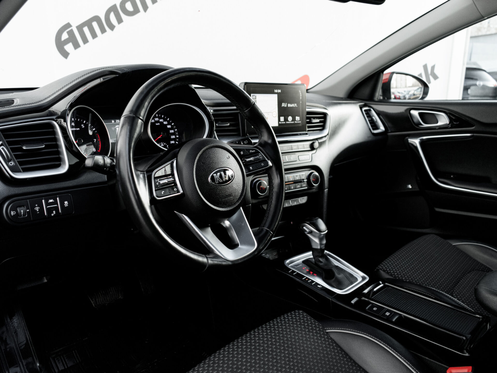 Купить Kia Ceed 1.4 AMT (140 л.с.), 2018 в Екатеренбурге