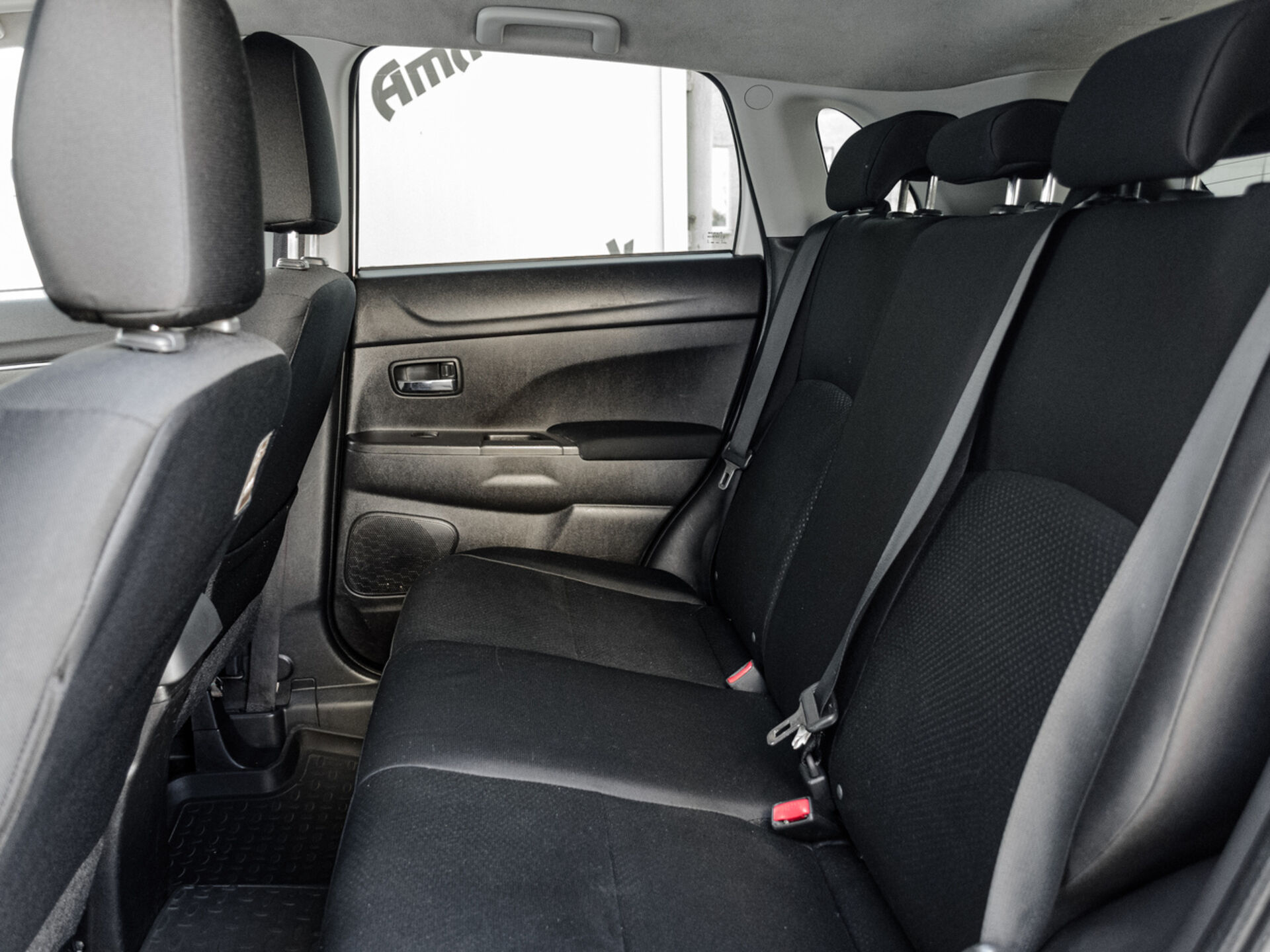 Купить Mitsubishi ASX 1.6 MT (117 л.с.), 2013 в Екатеренбурге