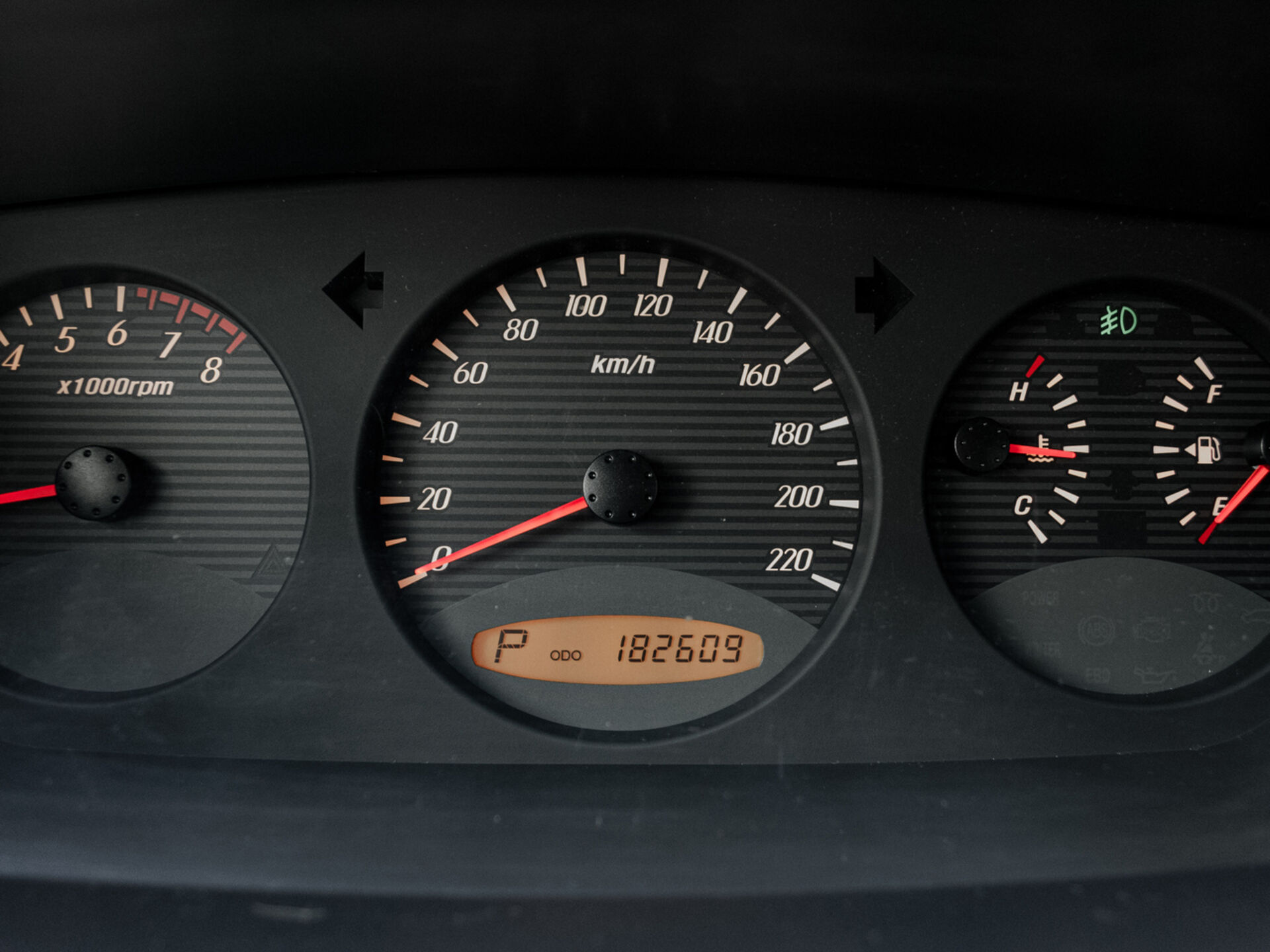 Купить SsangYong Kyron 6-speed 2.3 AT (150 л.с.) 4WD, 2014 в Екатеренбурге