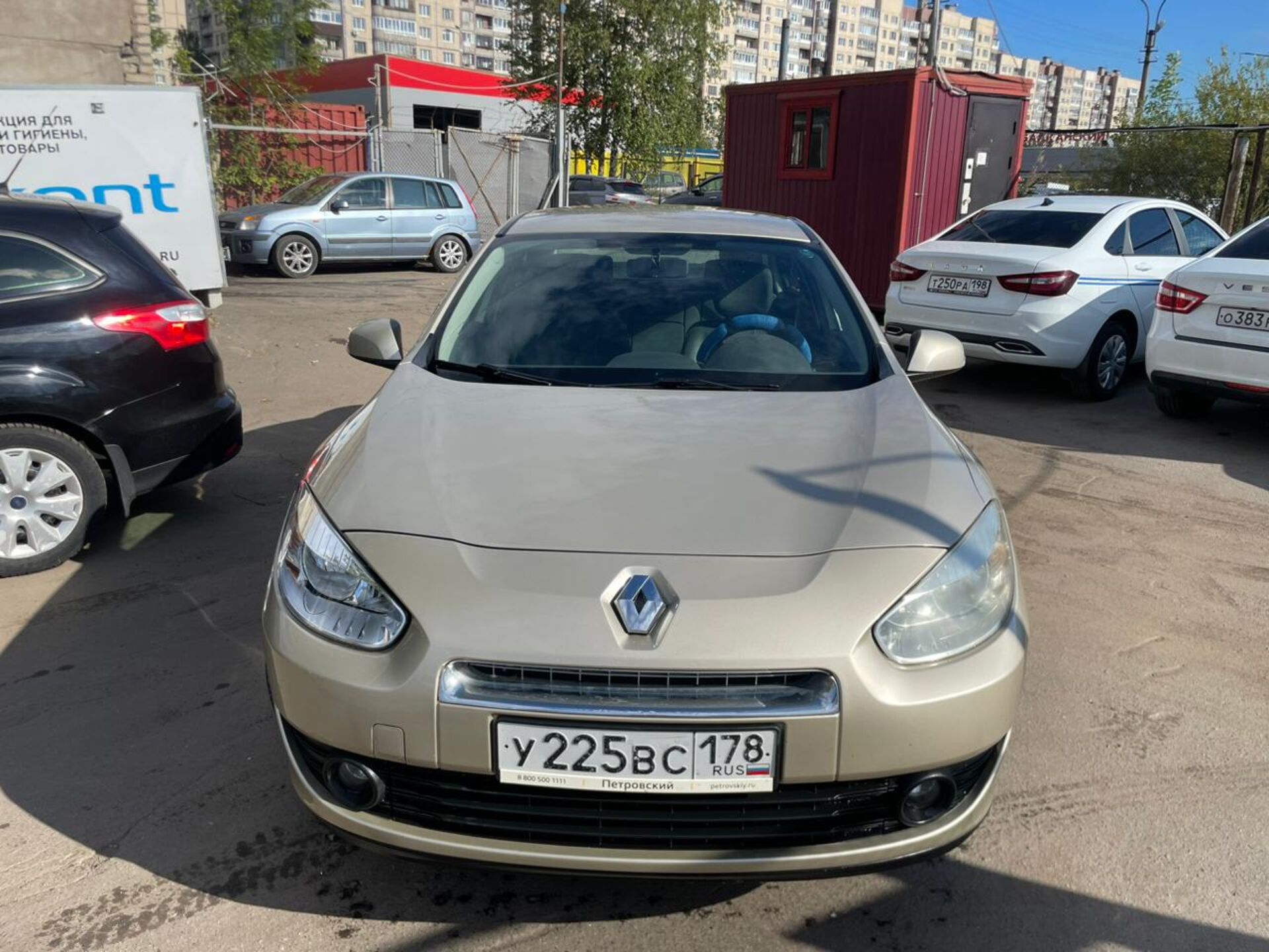 Renault Fluence None 2011 г.в., 218 340 км.