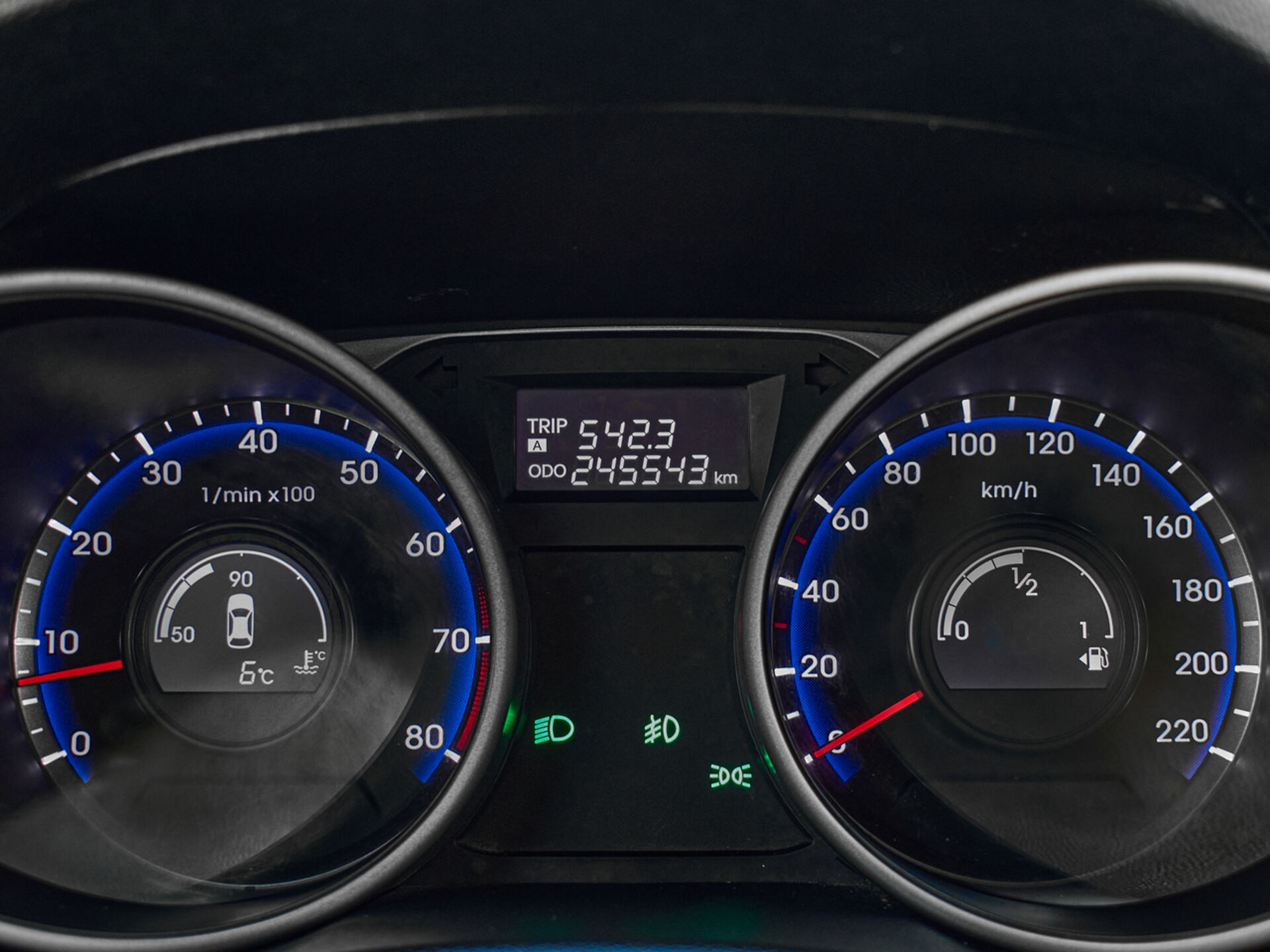 Купить Hyundai ix35 2.0 MT (150 л.с.), 2012 в Екатеренбурге