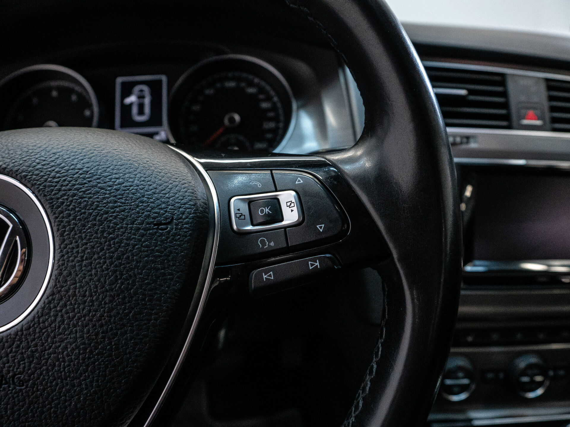 Volkswagen Golf 2012 13