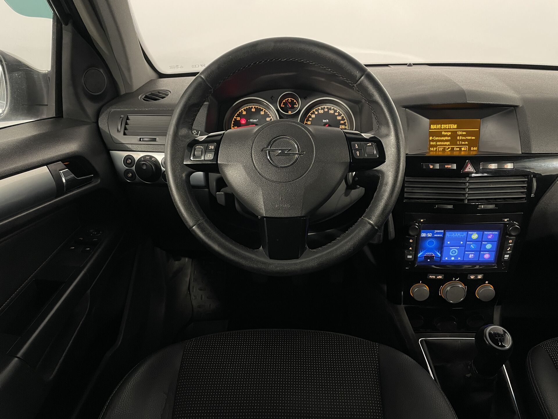 Opel Astra None 2008 г.в., 271 286 км.