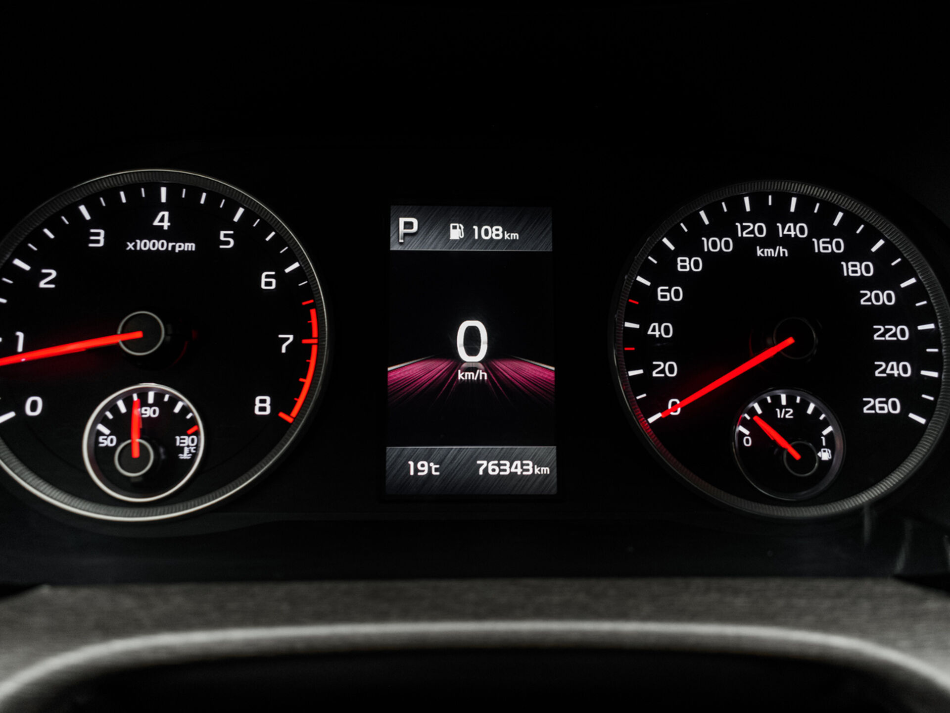 Купить Kia K5 2.5 AT (194 л.с.), 2020 в Екатеренбурге