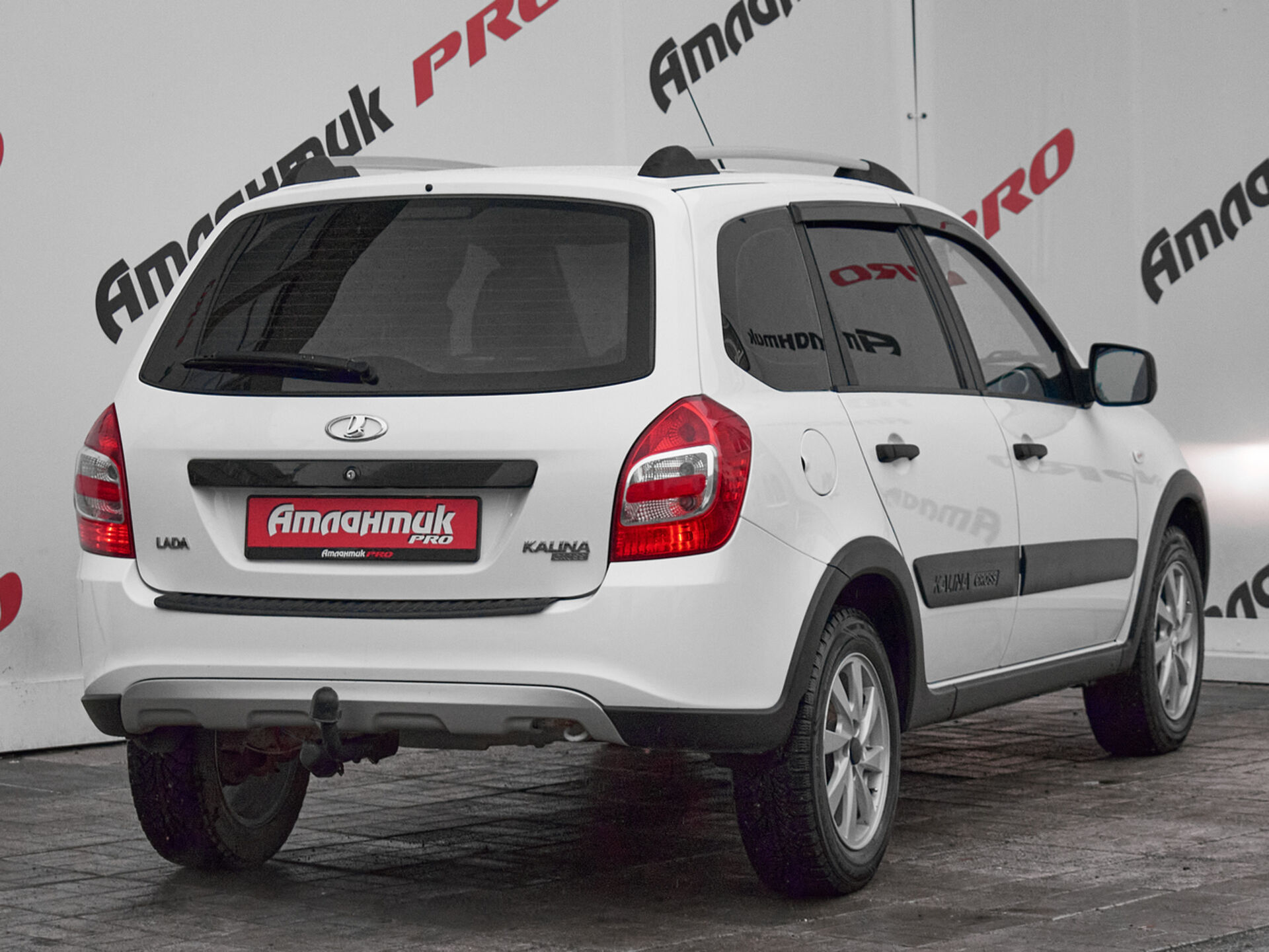 Купить Lada (ВАЗ) Kalina Cross 1.6 MT (87 л.с.), 2018 в Екатеренбурге