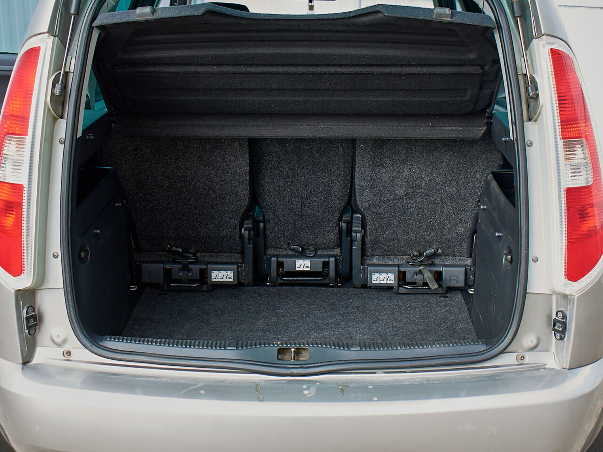 Купить Skoda Roomster 1.6 AT (105 л.с.), 2011 в Екатеренбурге