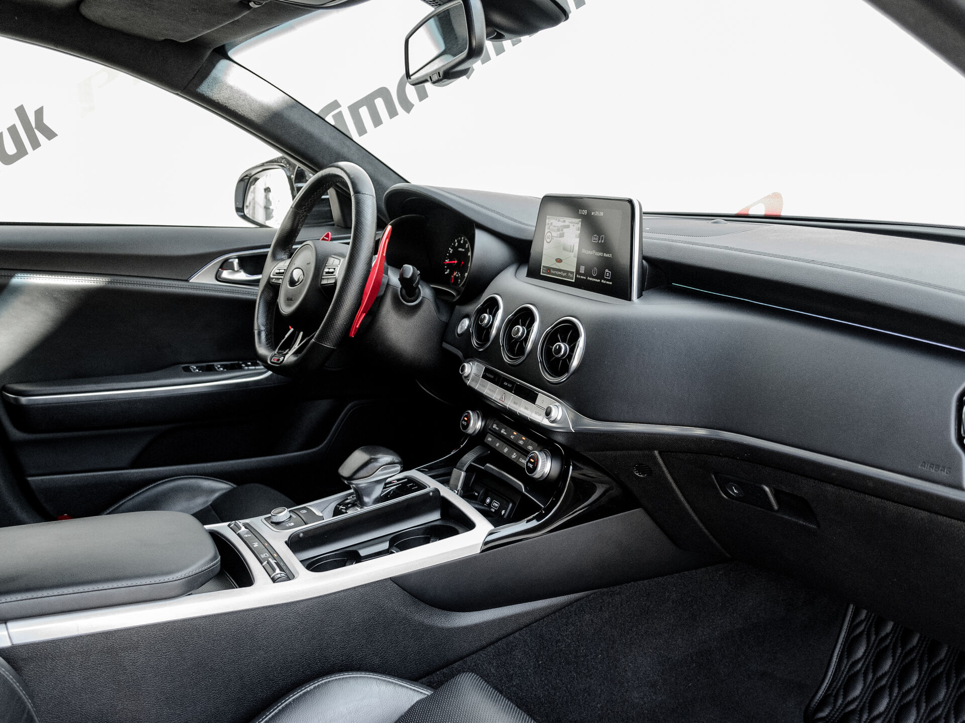 Купить Kia Stinger 2.0 AT (247 л.с.) 4WD, 2018 в Екатеренбурге