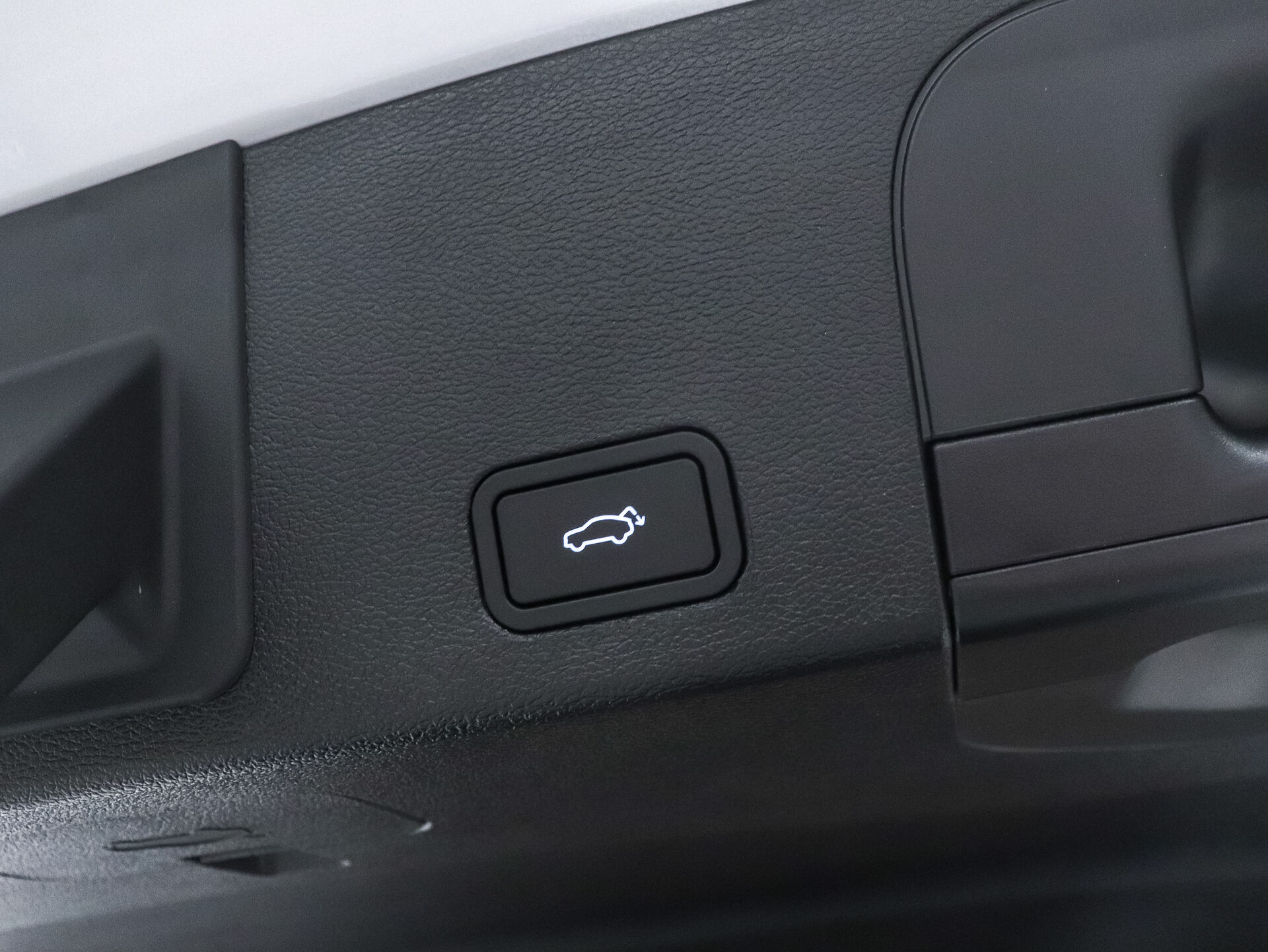 Geely Tugella 2023 27