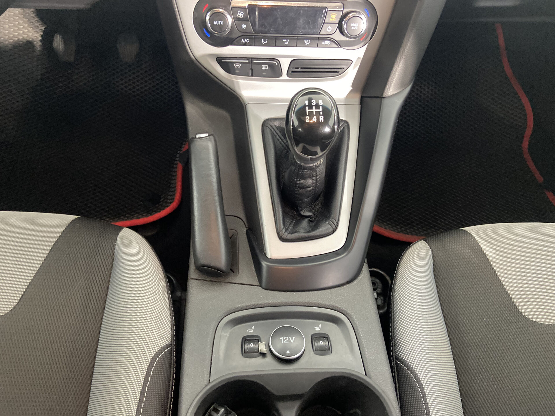 Ford Focus SYNC Edition 2013 г.в., 263 100 км.