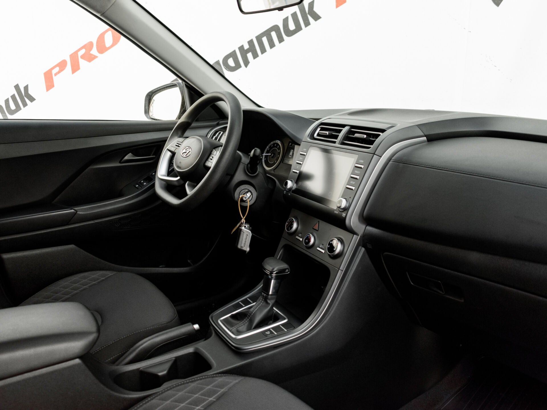 Купить Hyundai Creta 1.6 AT (123 л.с.), 2021 в Екатеренбурге