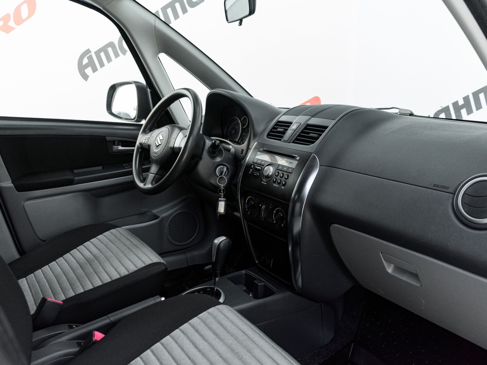 Купить Suzuki SX4 1.6 AT (112 л.с.), 2012 в Екатеренбурге