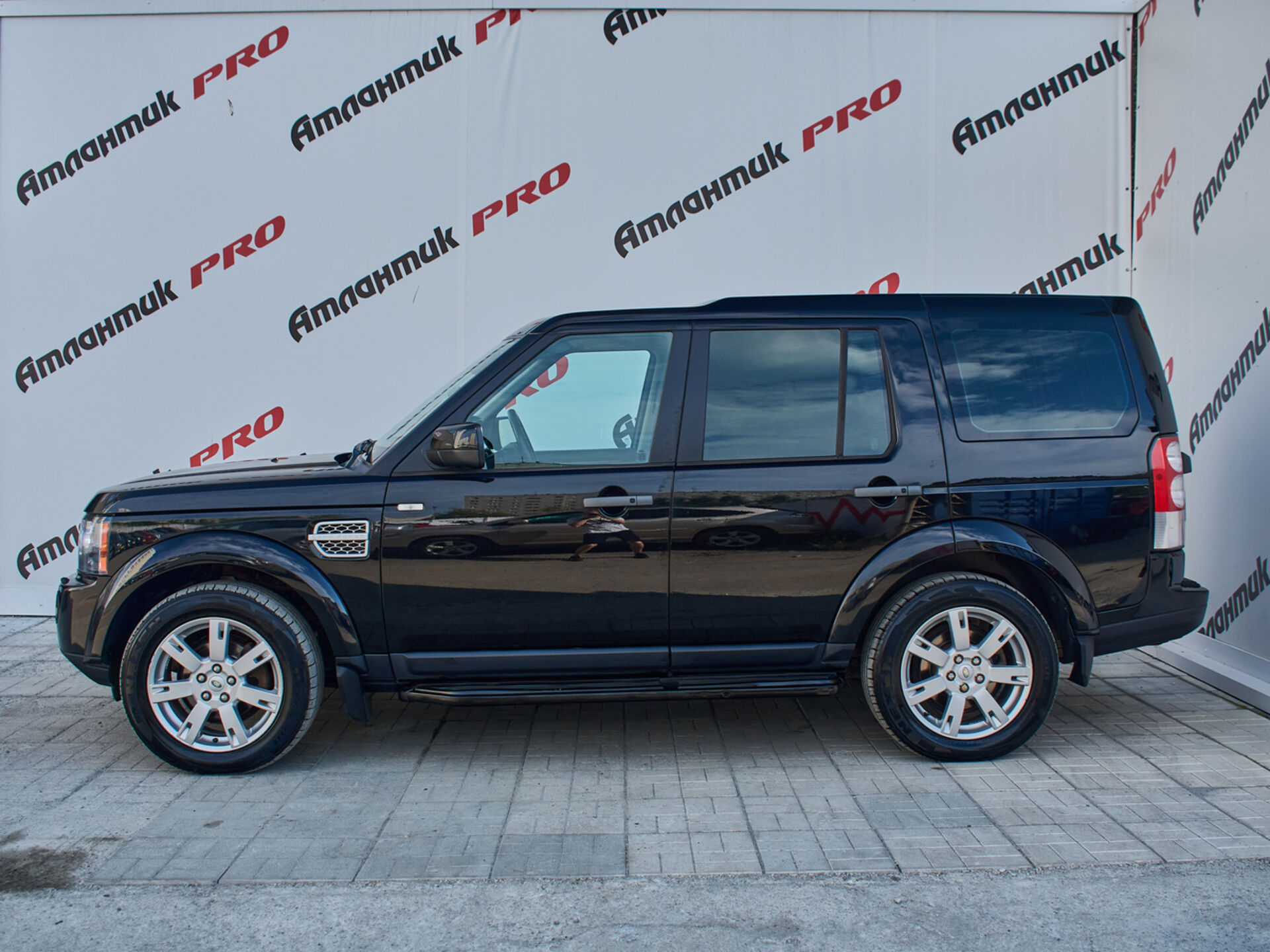 Купить Land Rover Discovery 2.7d AT (190 л.с.) 4WD, 2010 в Екатеренбурге