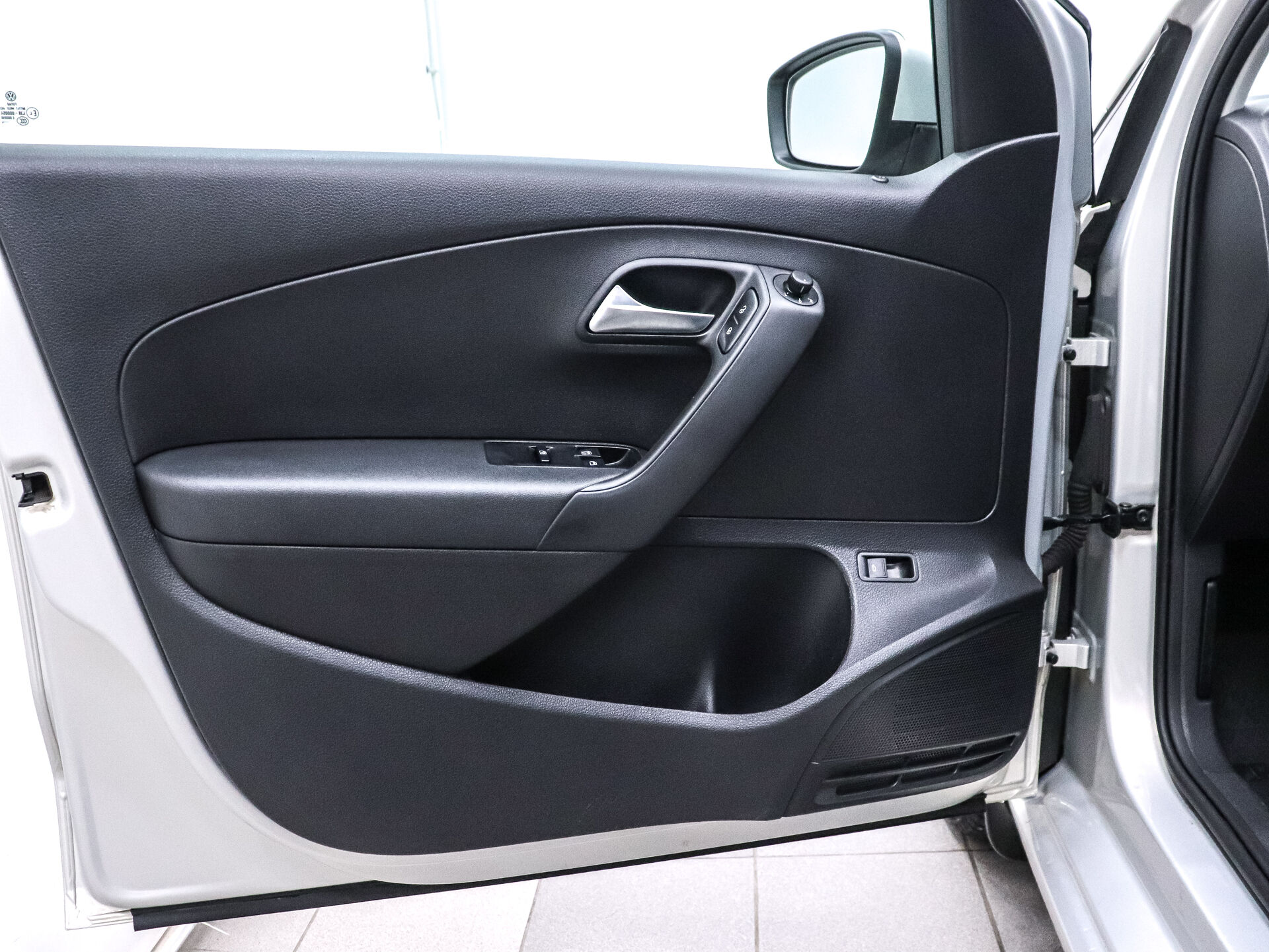Volkswagen Polo 2014 6