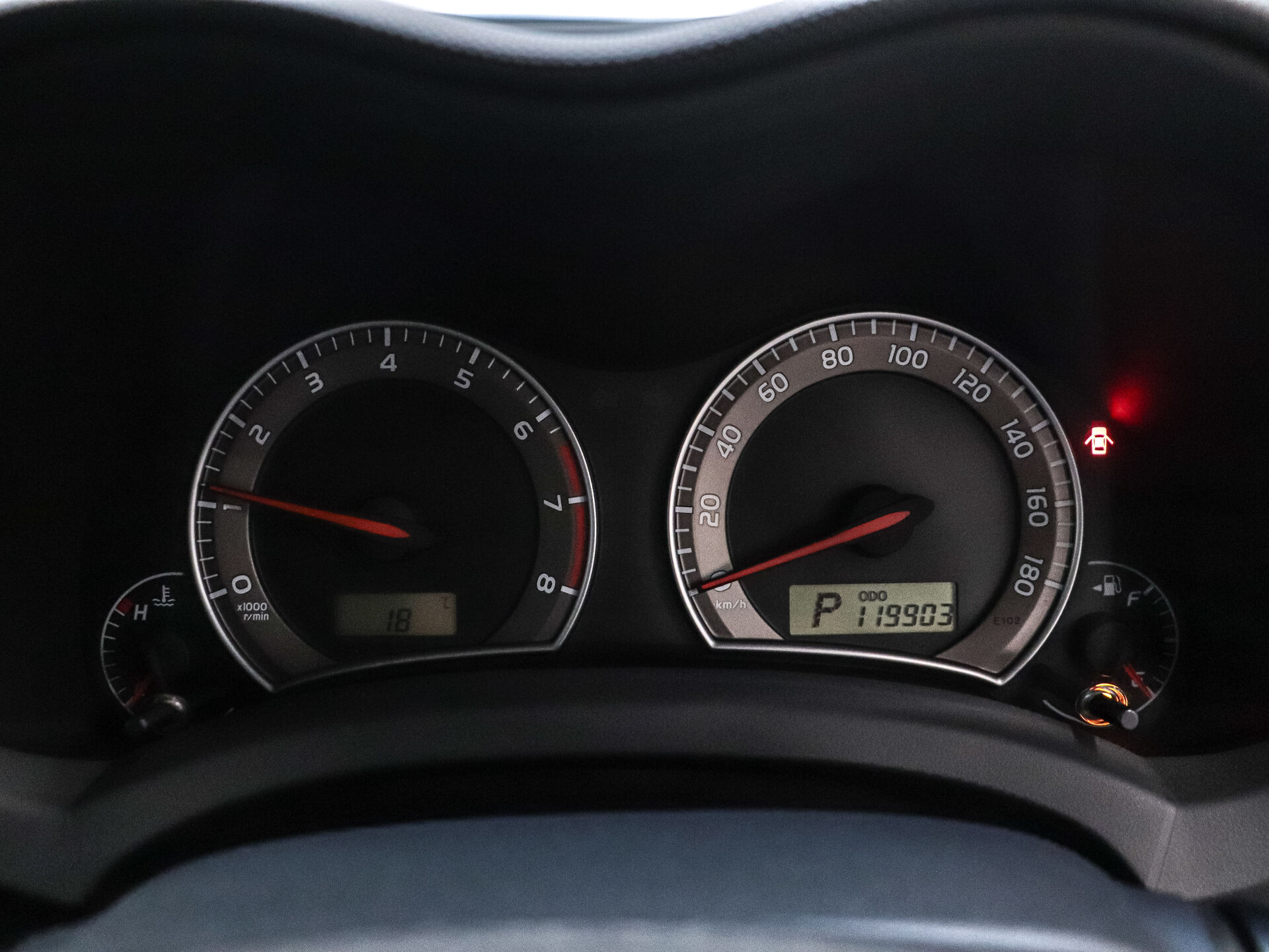 Toyota Auris 2010 9