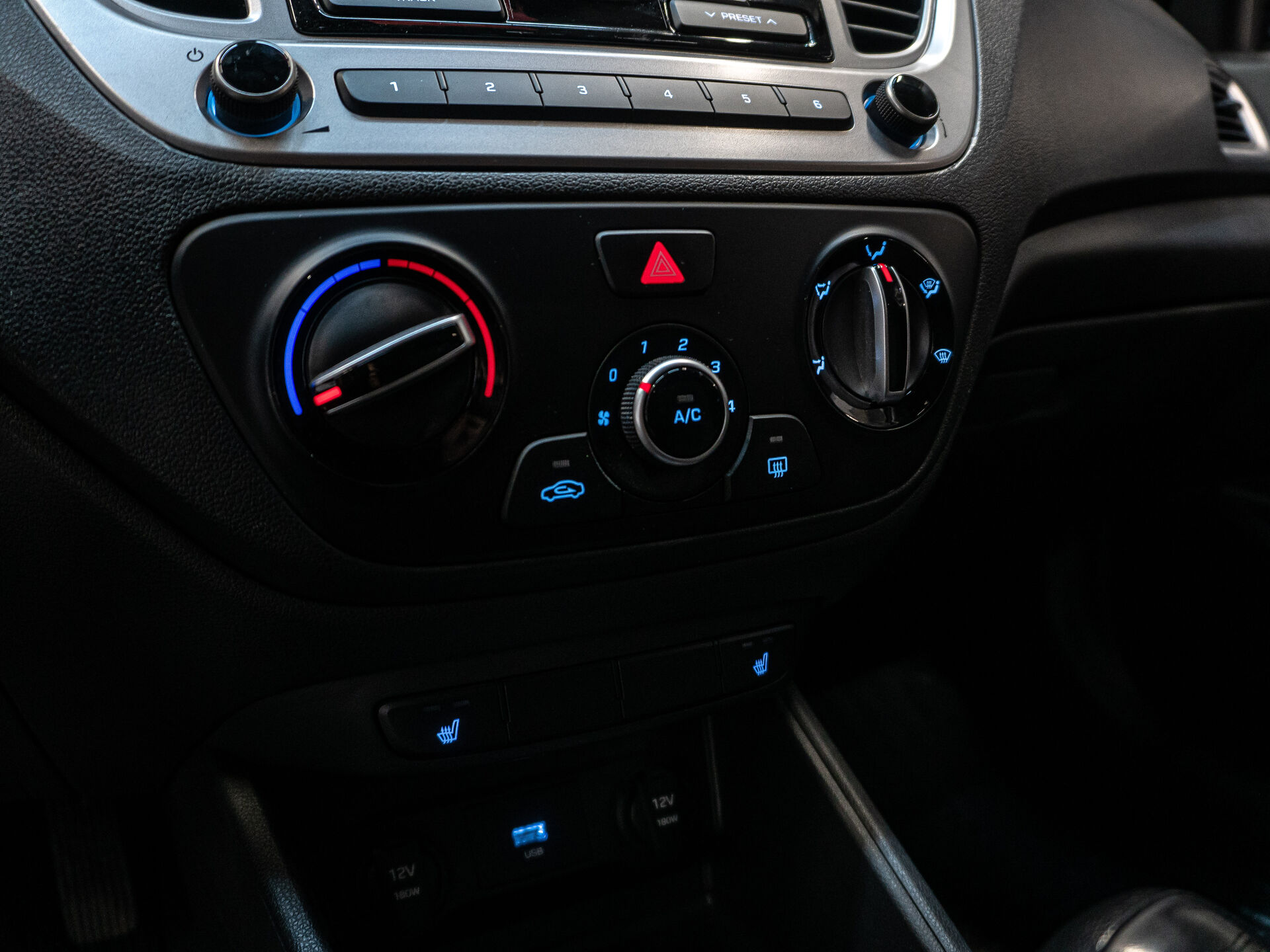 Hyundai Solaris 2022 14