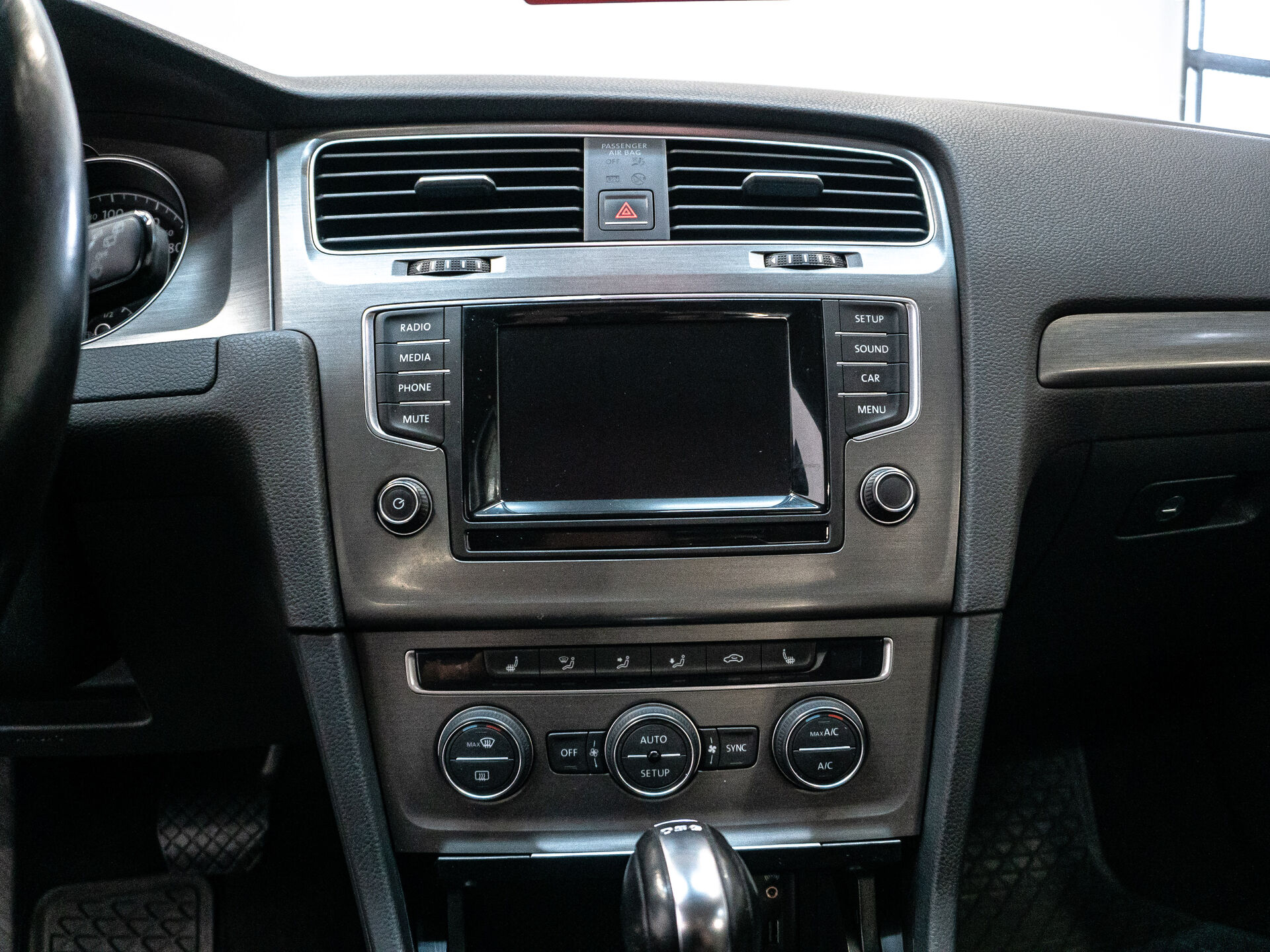 Volkswagen Golf 2012 14