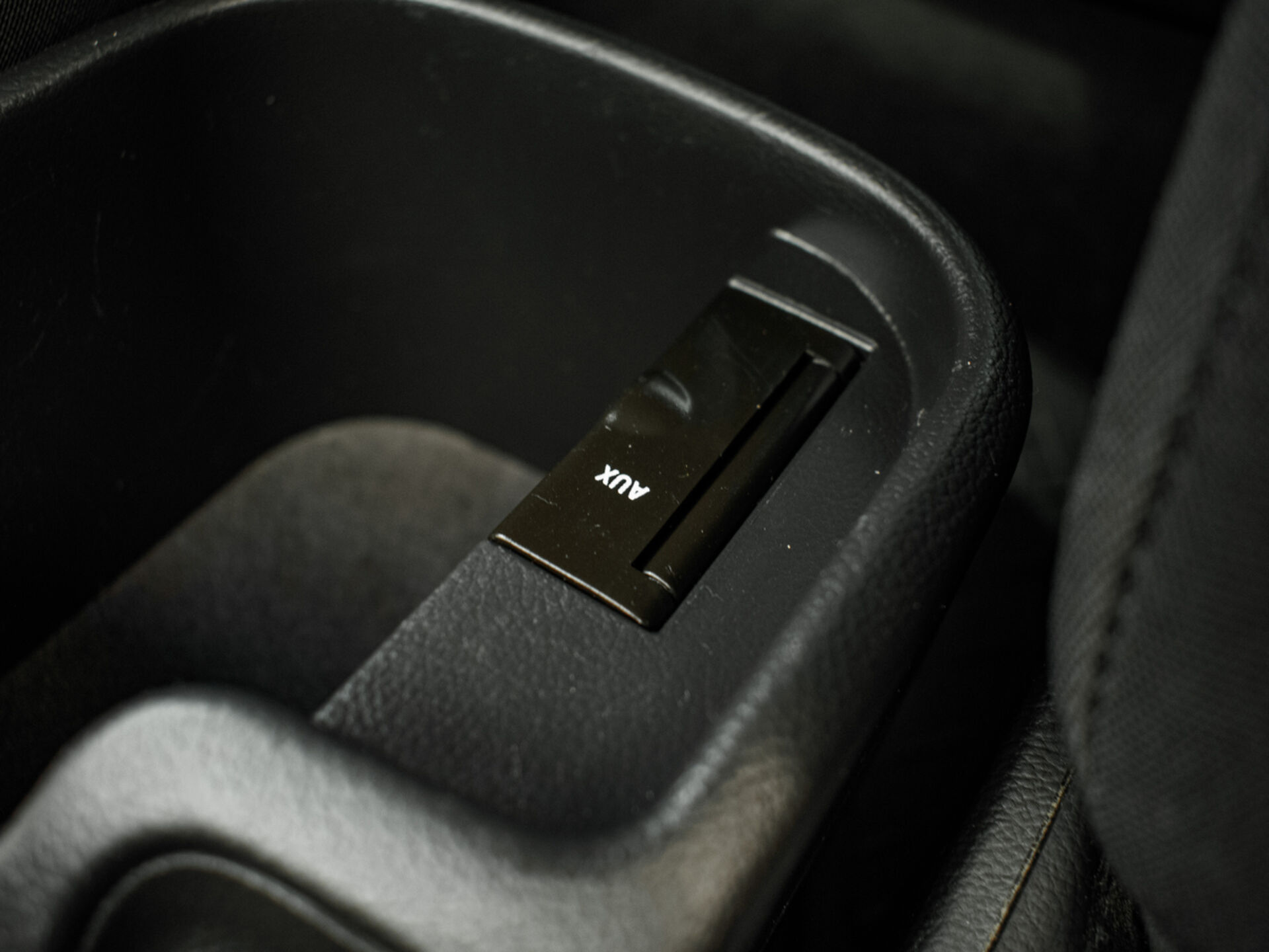 Купить Chevrolet Cruze 1.6 MT (109 л.с.), 2012 в Екатеренбурге