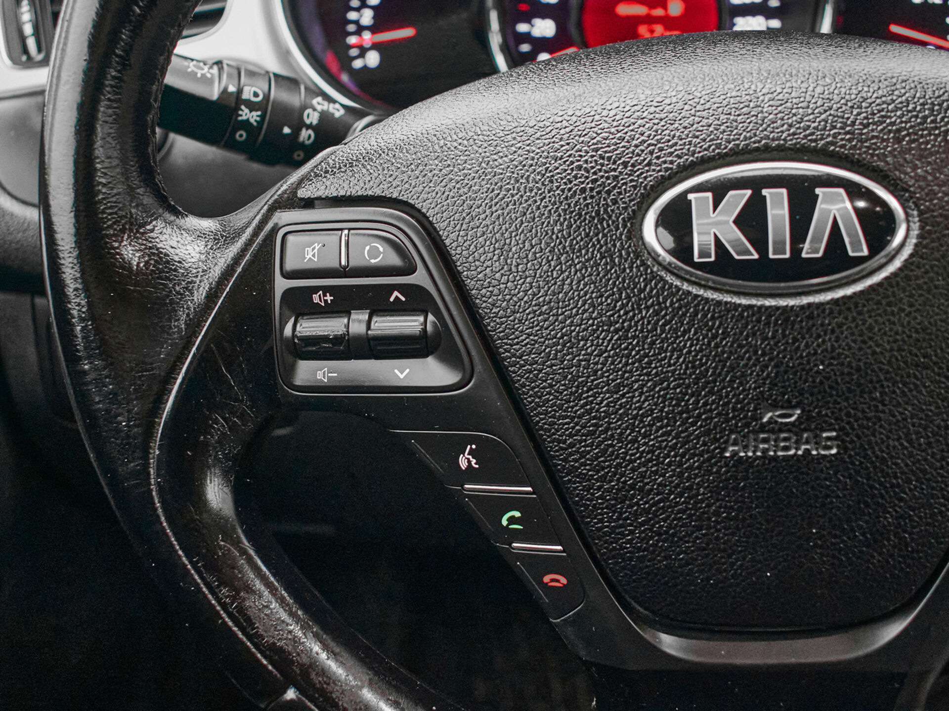 Купить Kia Ceed 1.6 AT (129 л.с.), 2013 в Екатеренбурге