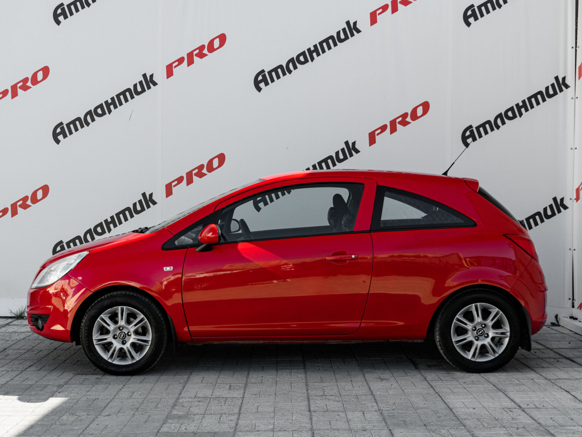 Купить Opel Corsa 1.4 AT (90 л.с.), 2008 в Екатеренбурге