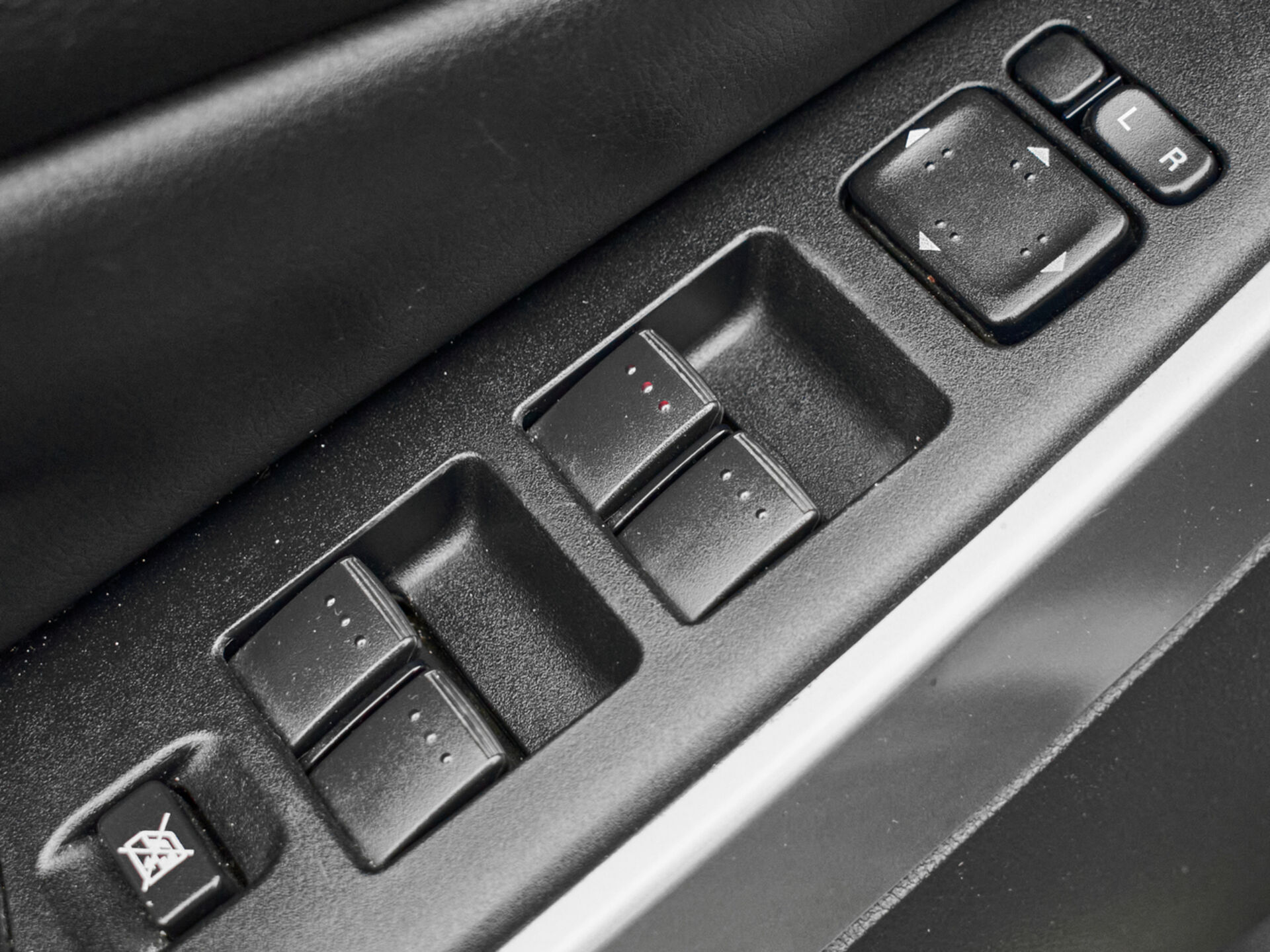 Купить Mazda CX-7 2.5 AT (163 л.с.), 2011 в Екатеренбурге