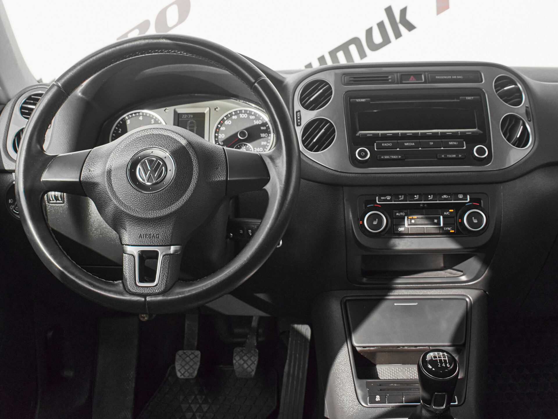 Купить Volkswagen Tiguan 1.4 MT (150 л.с.) 4WD, 2013 в Екатеренбурге