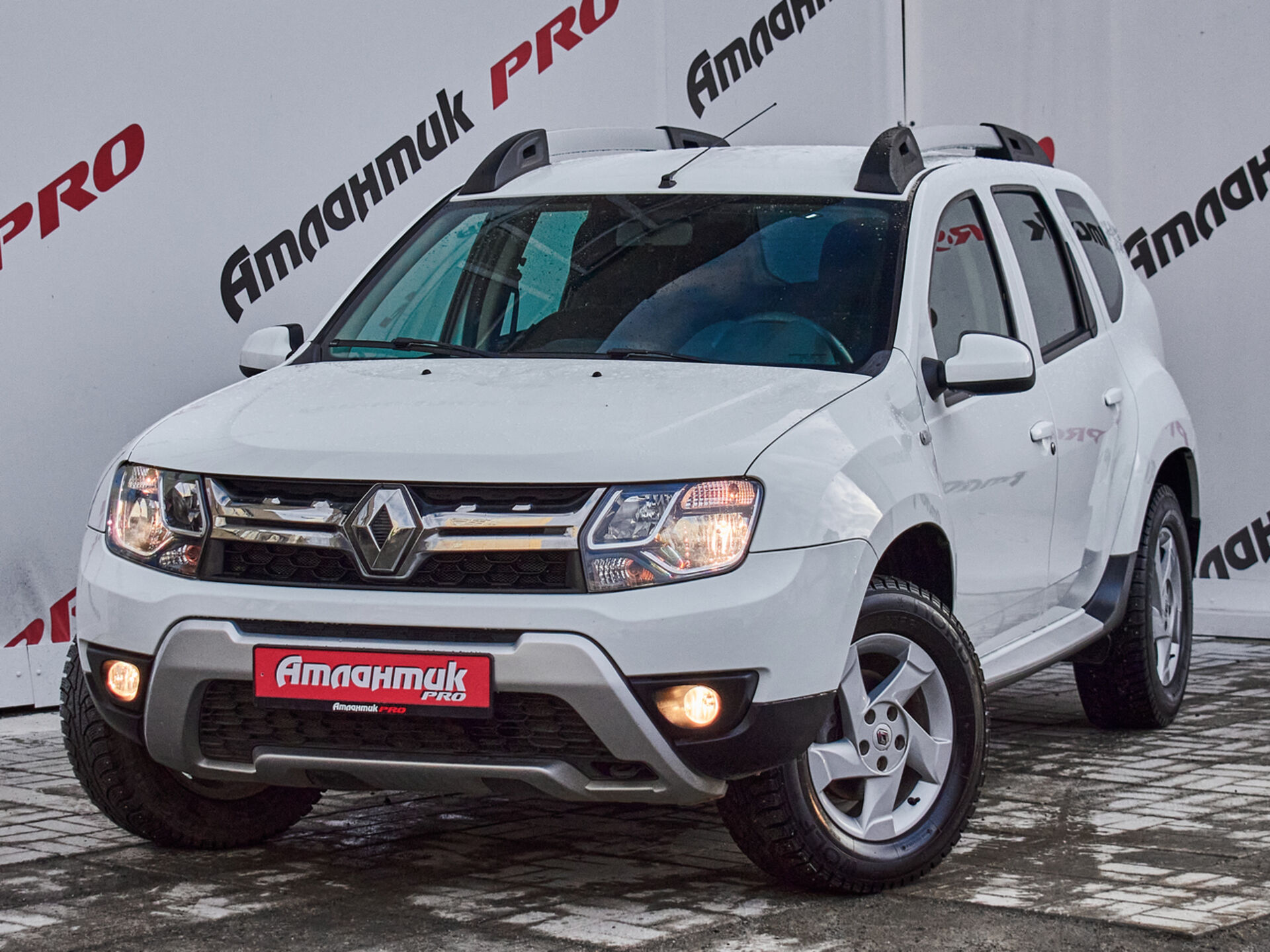 Купить Renault Duster 2.0 MT (143 л.с.) 4WD, 2017 в Екатеренбурге