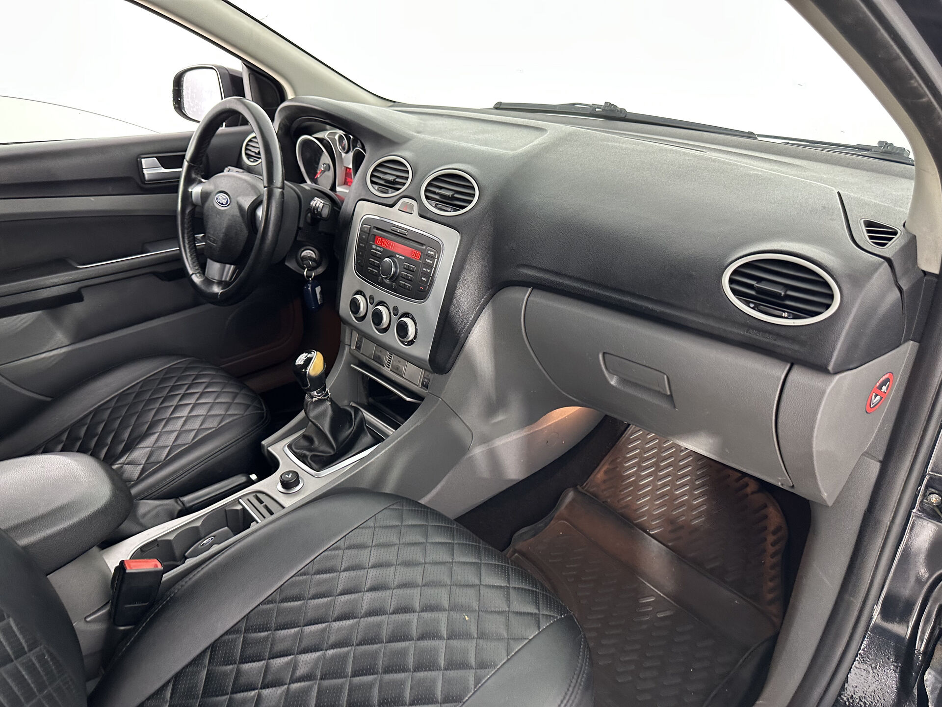 Ford Focus Comfort 2011 г.в., 280 000 км.