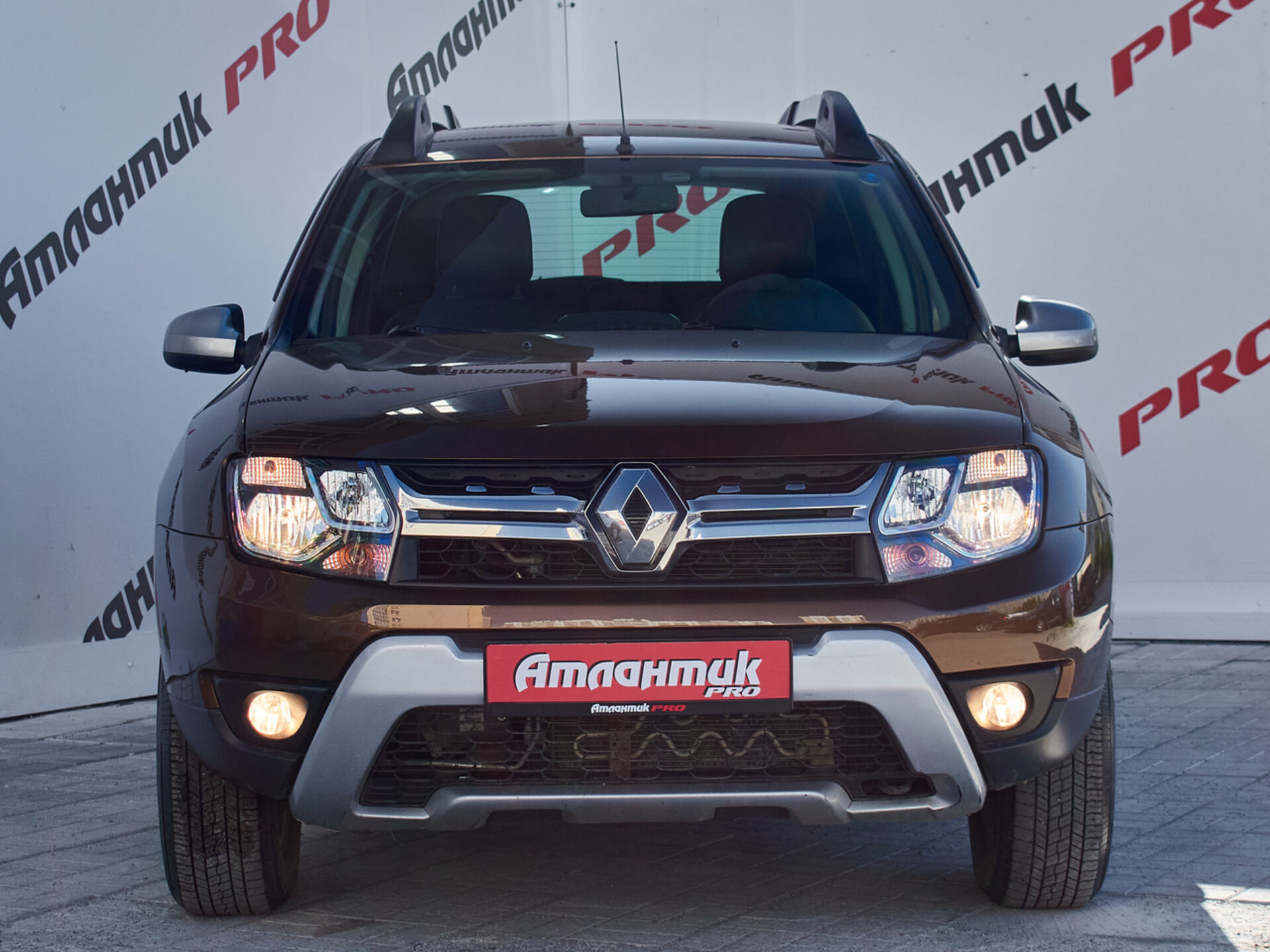 Купить Renault Duster 2.0 MT (143 л.с.) 4WD, 2015 в Екатеренбурге