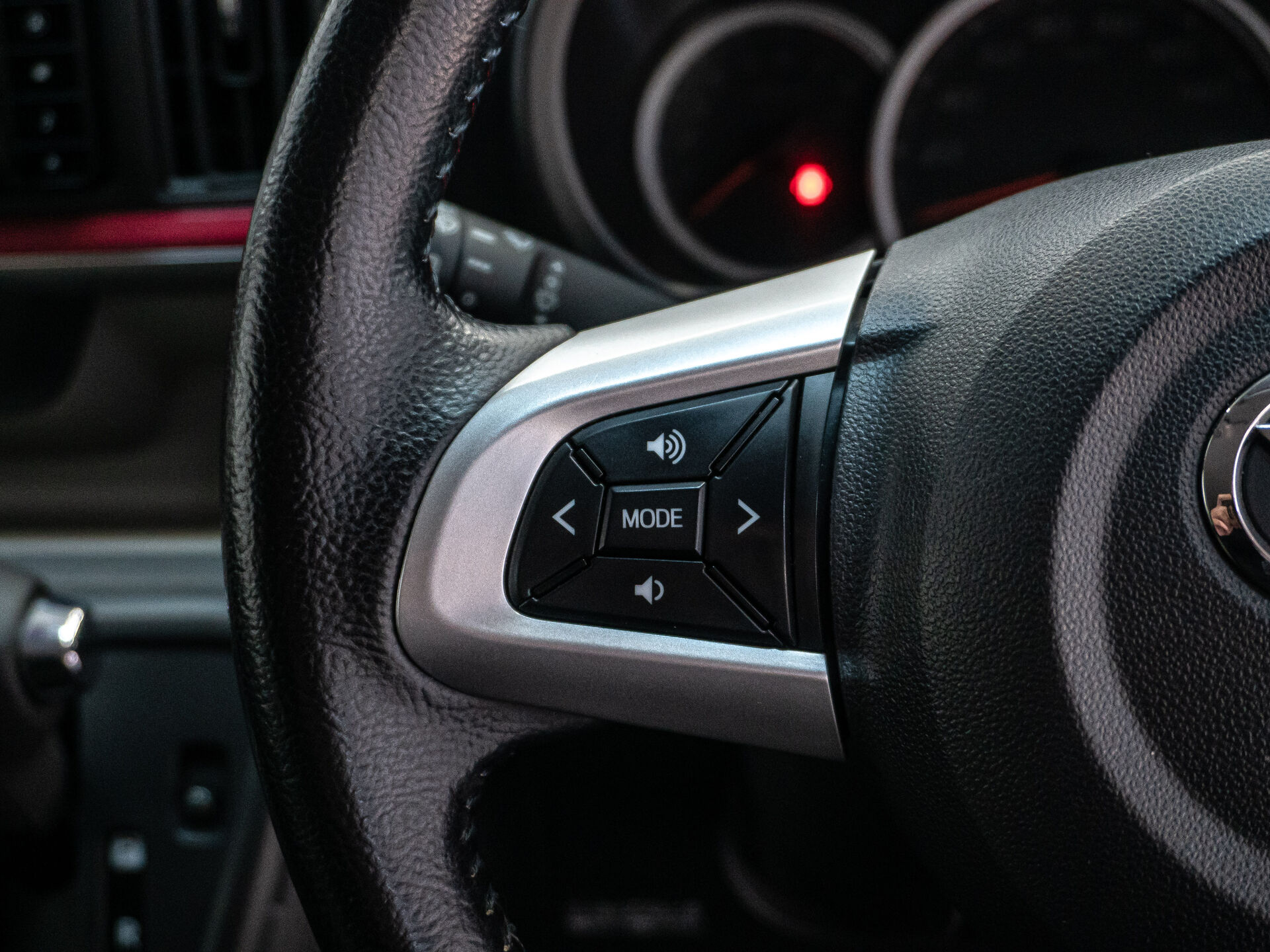Daihatsu Boon 2016 10