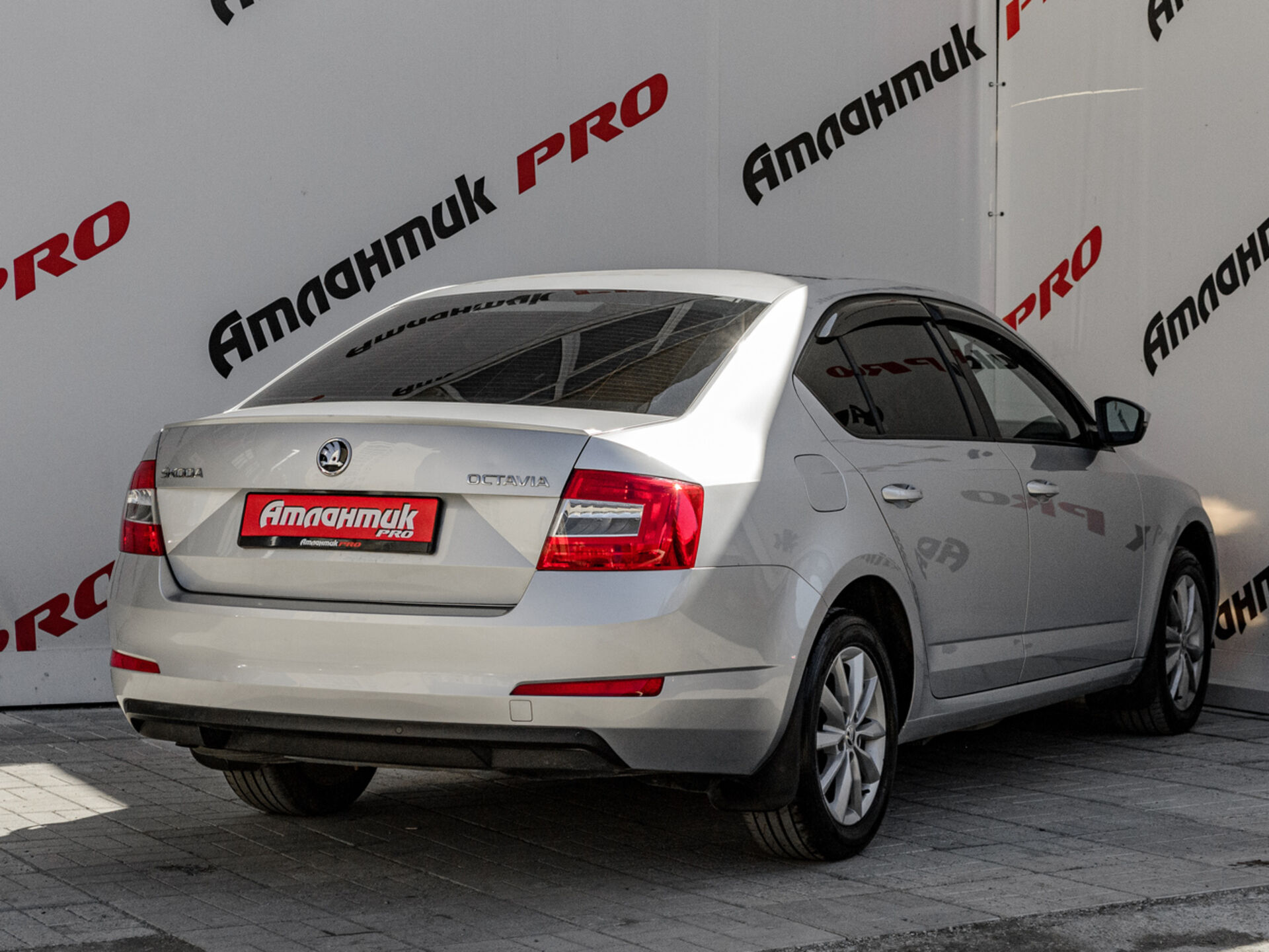 Купить Skoda Octavia 1.8 AMT (180 л.с.), 2014 в Екатеренбурге