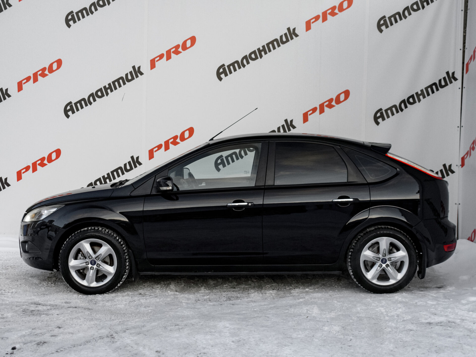 Купить Ford Focus 1.6 MT (100 л.с.), 2011 в Екатеренбурге