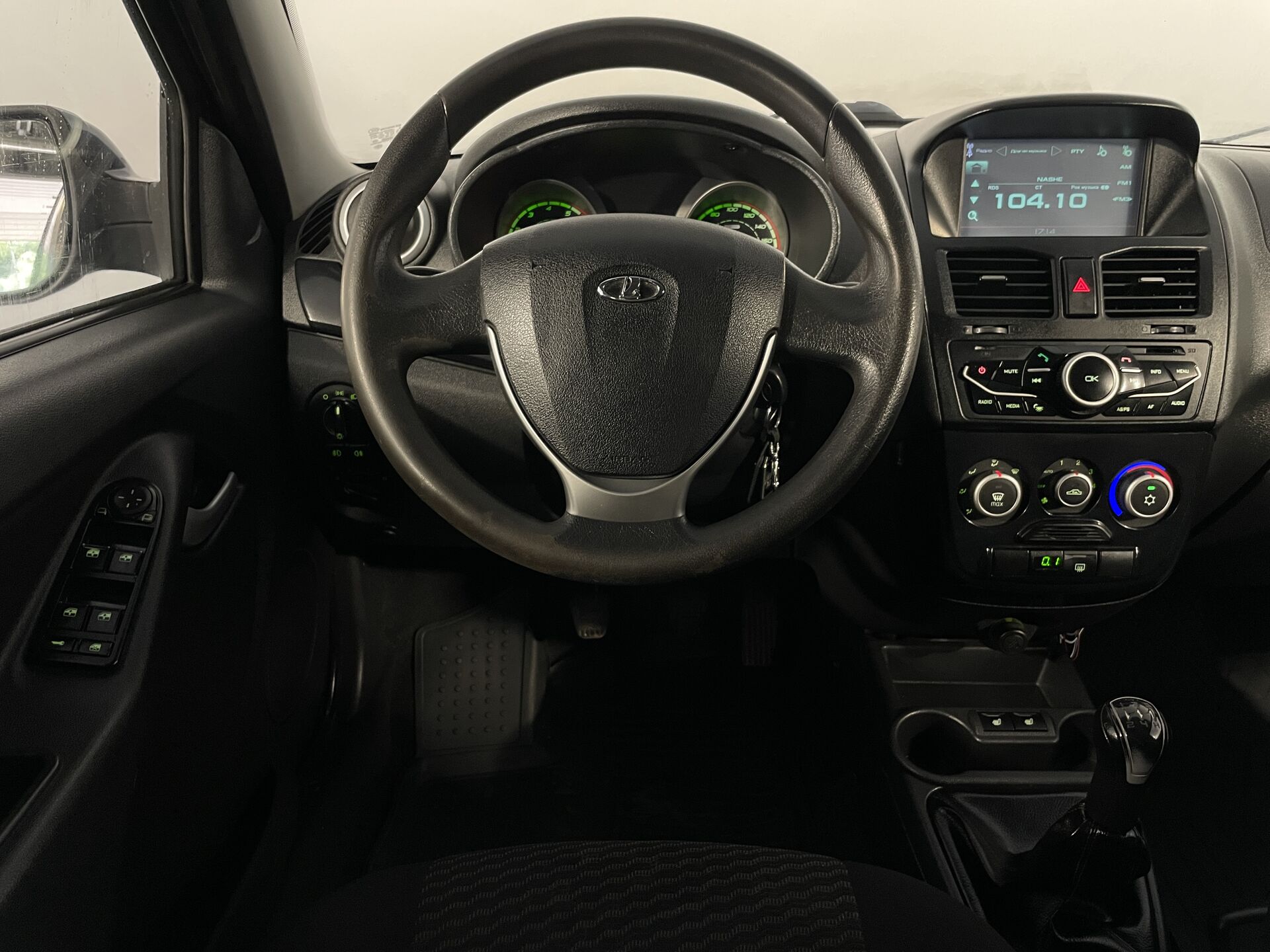 Lada Kalina None 2014 г.в., 150 657 км.
