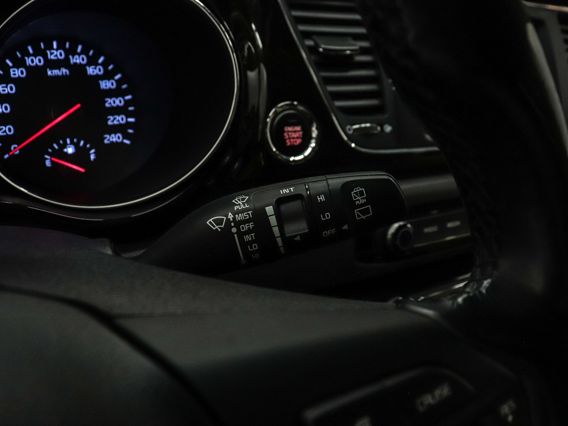 Kia Carnival 2019 16
