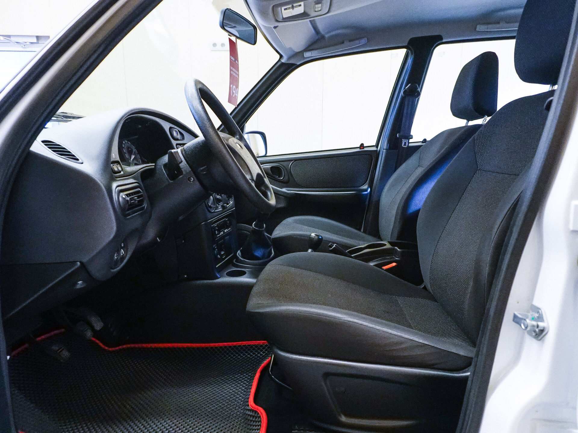 LADA (ВАЗ) Niva Travel 2023 11