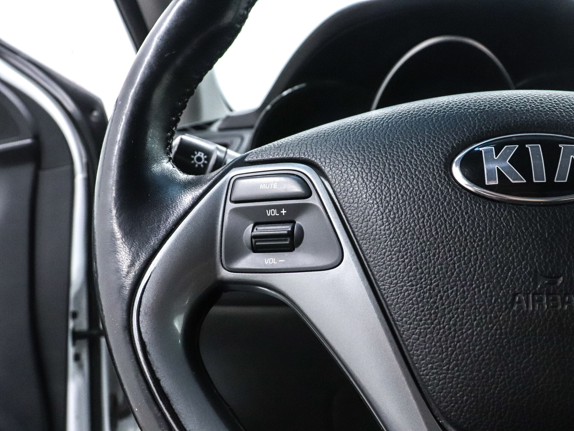 Kia Rio 2016 11